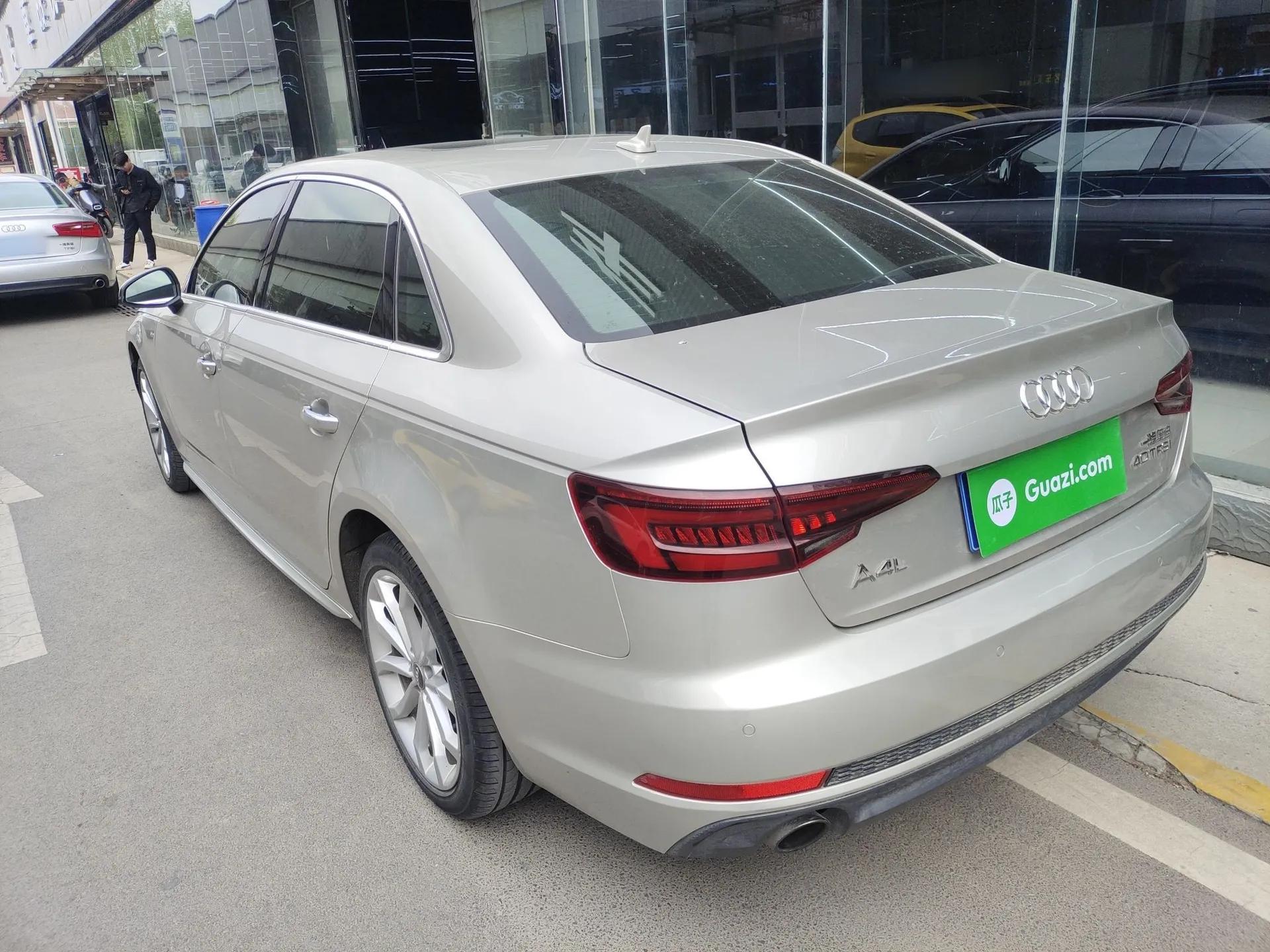 Audi A4L 2018 30th Anniversary Edition 40 TFSI Fashion Model — миниатюра 4