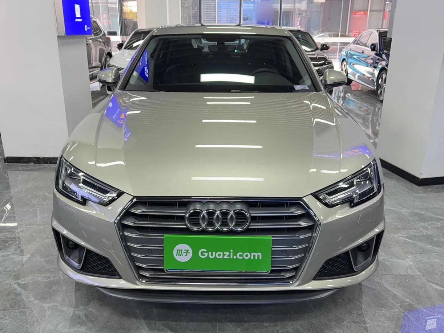 Audi A4L 2019 40 TFSI Fashion Edition China VI Emission Standard — миниатюра 2