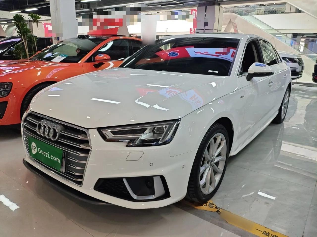 Audi A4L 2019 40 TFSI Fashion Edition China VI Emission Standard — миниатюра 1