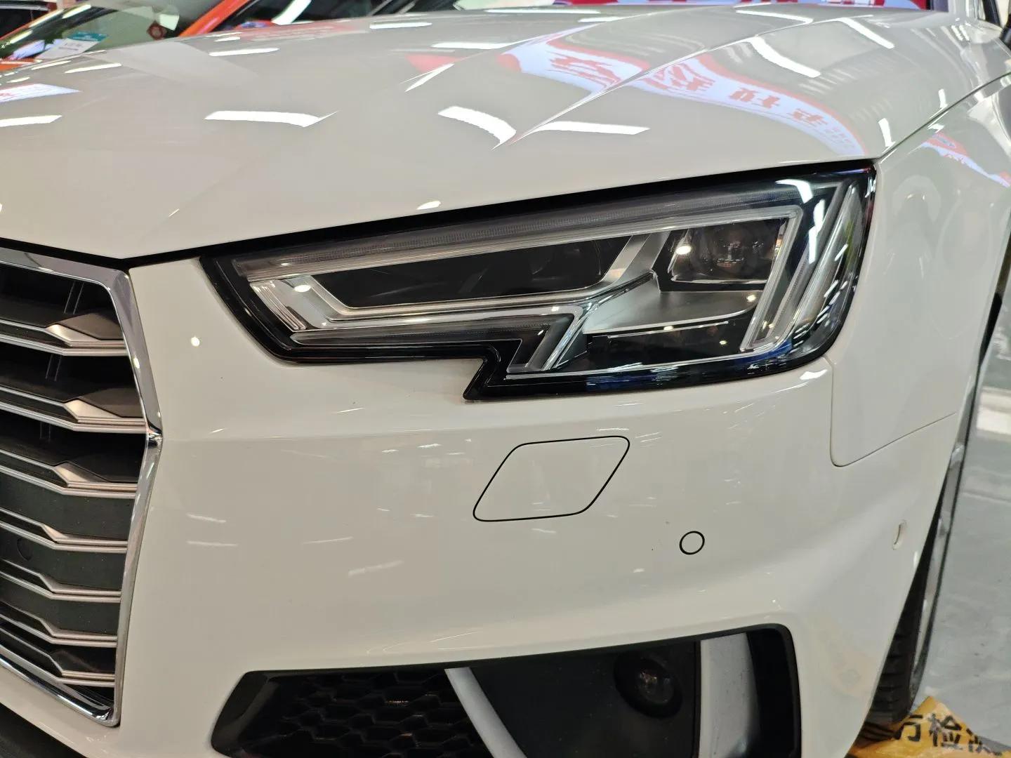 Audi A4L 2019 40 TFSI Fashion Edition China VI Emission Standard — миниатюра 9