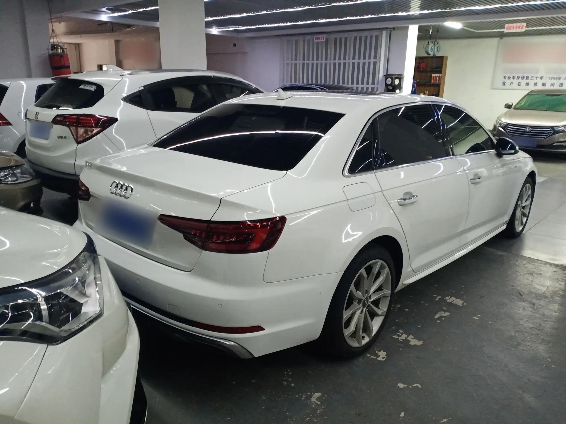 Audi A4L 2019 40 TFSI Fashion Edition China VI Emission Standard — миниатюра 7