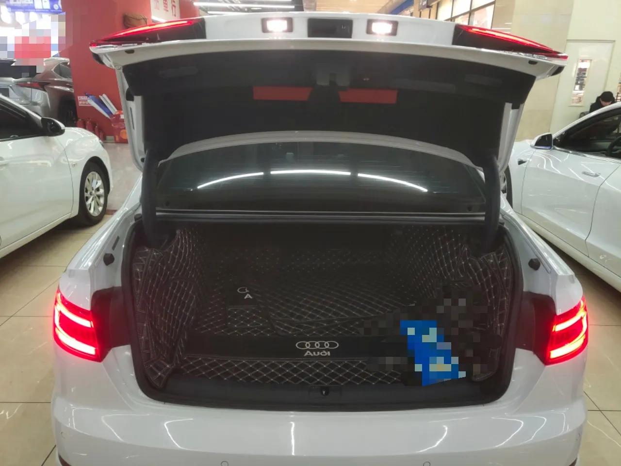 Audi A4L 2019 40 TFSI Fashion Version China V — миниатюра 22