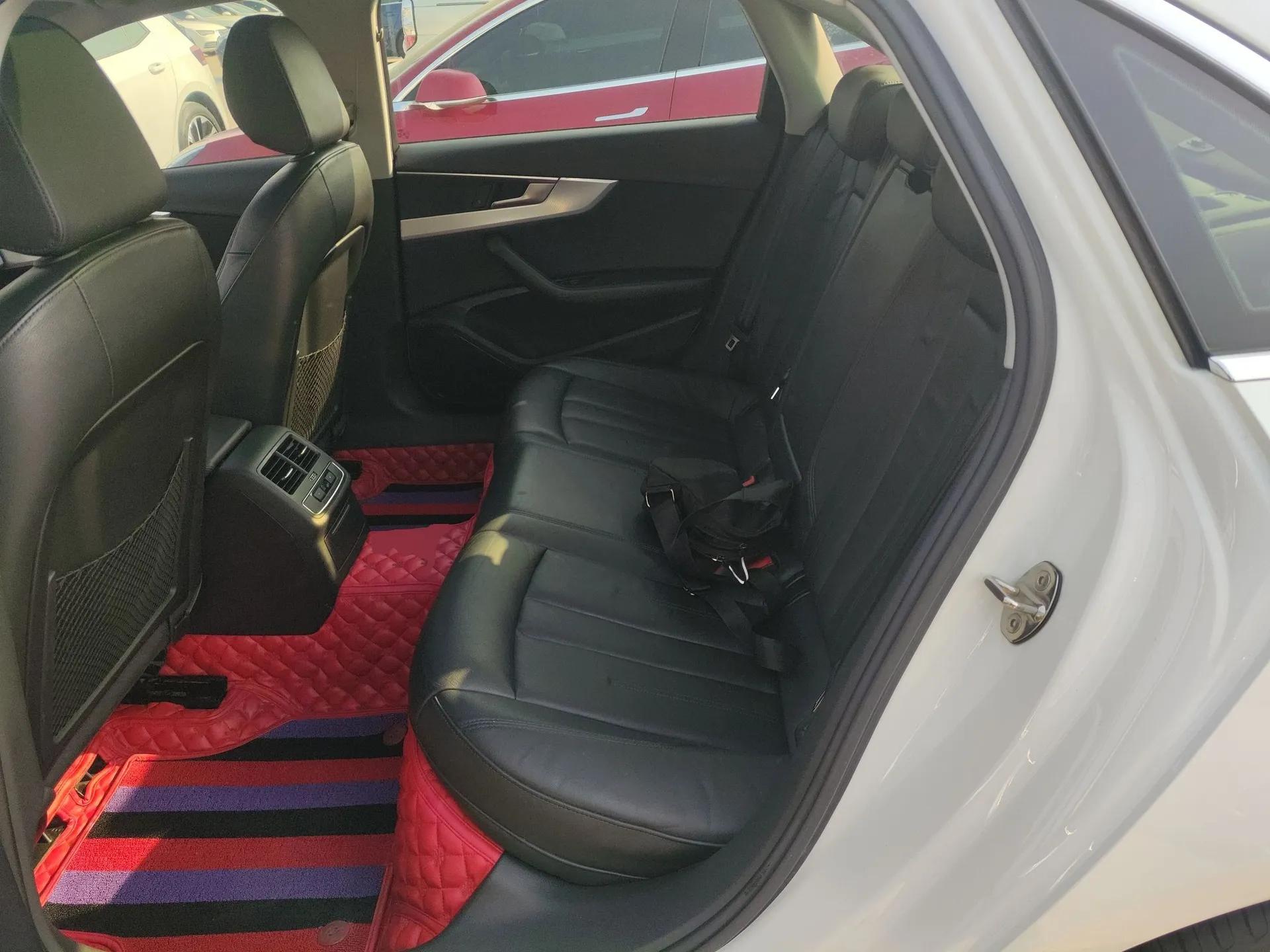 Audi A4L 2018 30th Anniversary Edition 40 TFSI Fashion Model — миниатюра 20