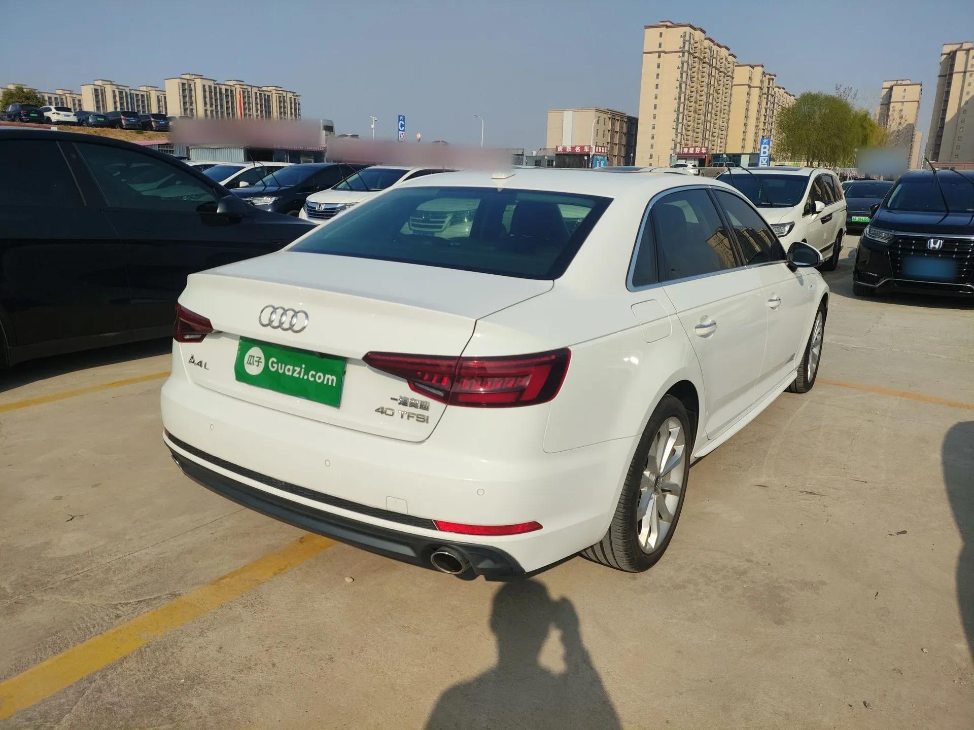 Audi A4L 2018 30th Anniversary Edition 40 TFSI Fashion Model — миниатюра 6