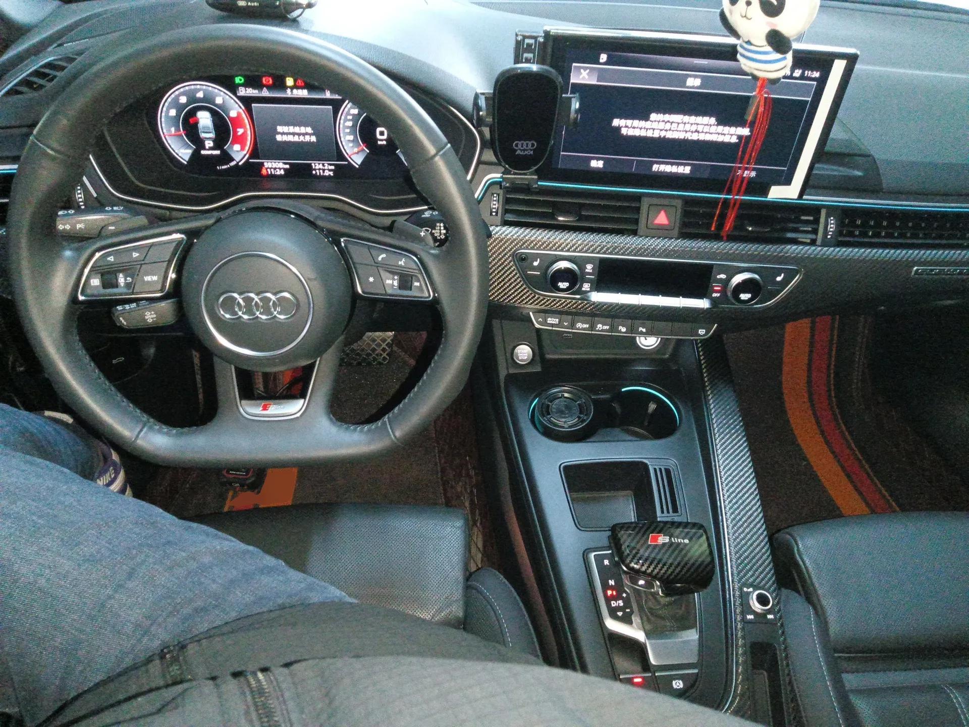Audi A4L 2020 40 TFSI quattro Luxury Dynamic Model — миниатюра 12