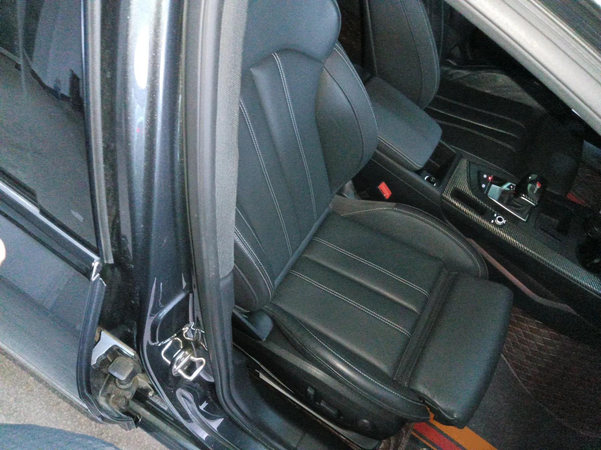 Audi A4L 2020 40 TFSI quattro Luxury Dynamic Model — миниатюра 23