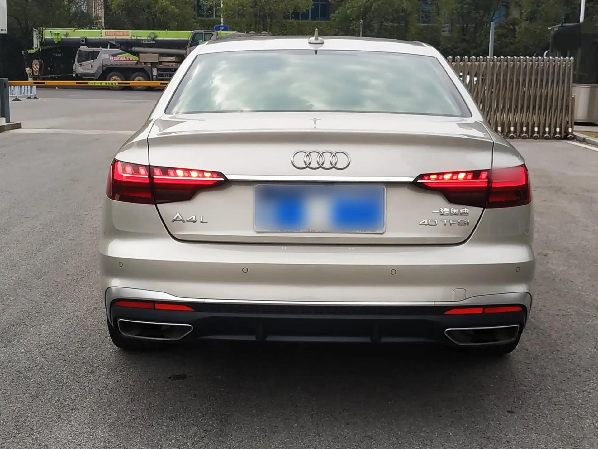Audi A4L 2022 40 TFSI Fashion Dynamic Model — миниатюра 6