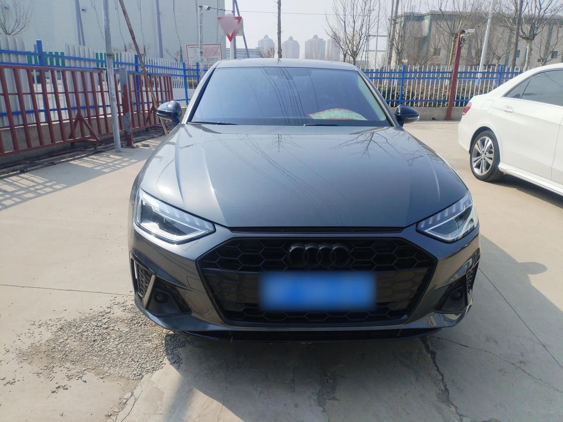 Audi A4L 2022 40 TFSI Luxury Dynamic Model — миниатюра 2