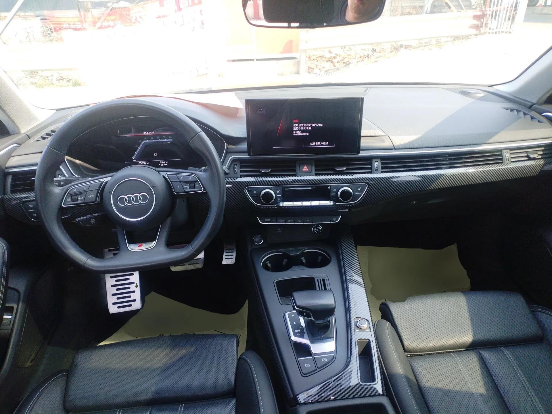 Audi A4L 2022 40 TFSI Luxury Dynamic Model — миниатюра 13