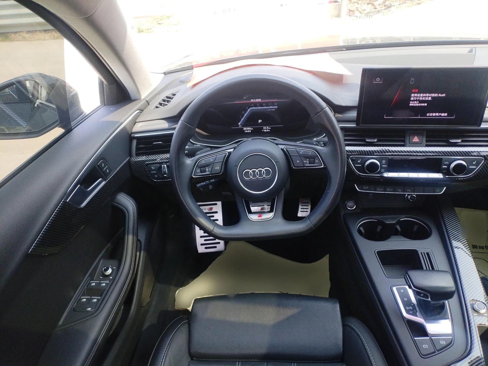 Audi A4L 2022 40 TFSI Luxury Dynamic Model — миниатюра 14