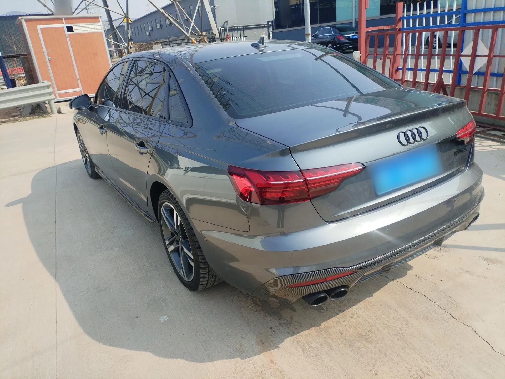 Audi A4L 2022 40 TFSI Luxury Dynamic Model — миниатюра 4