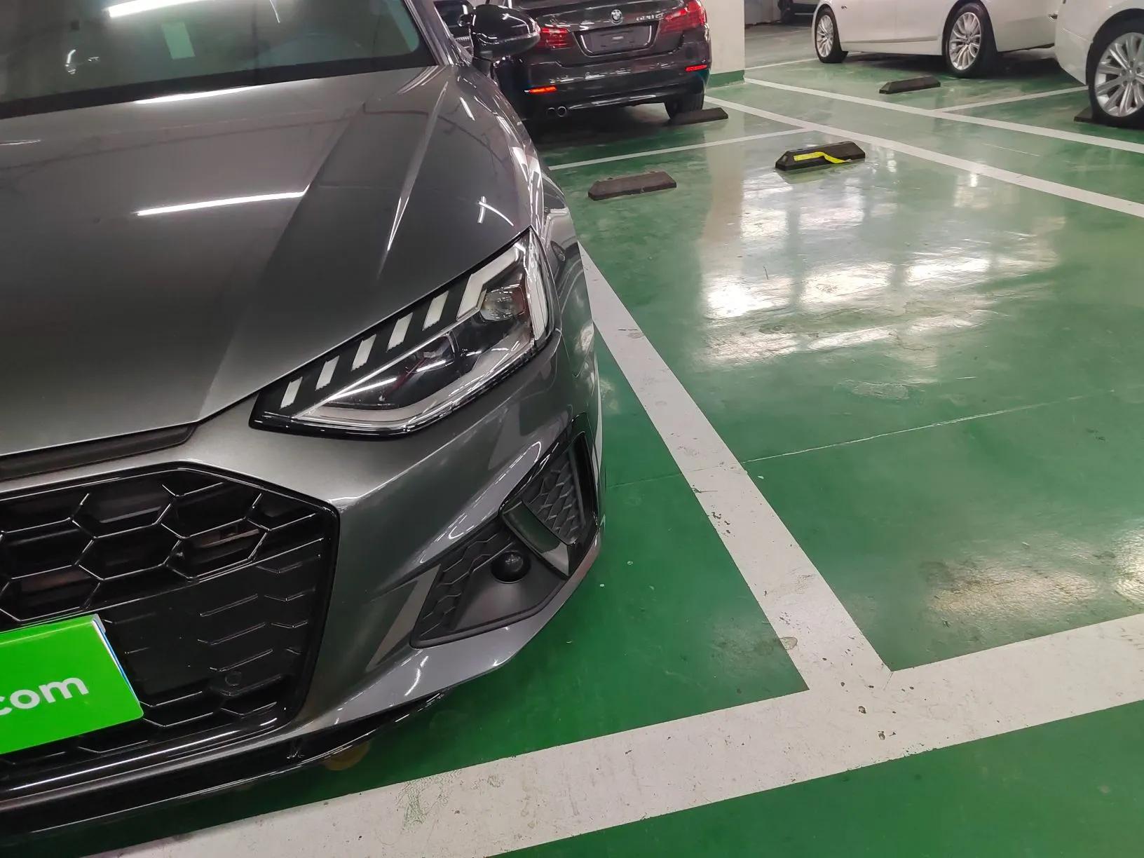 Audi A4L 2022 40 TFSI Luxury Dynamic Model — миниатюра 5