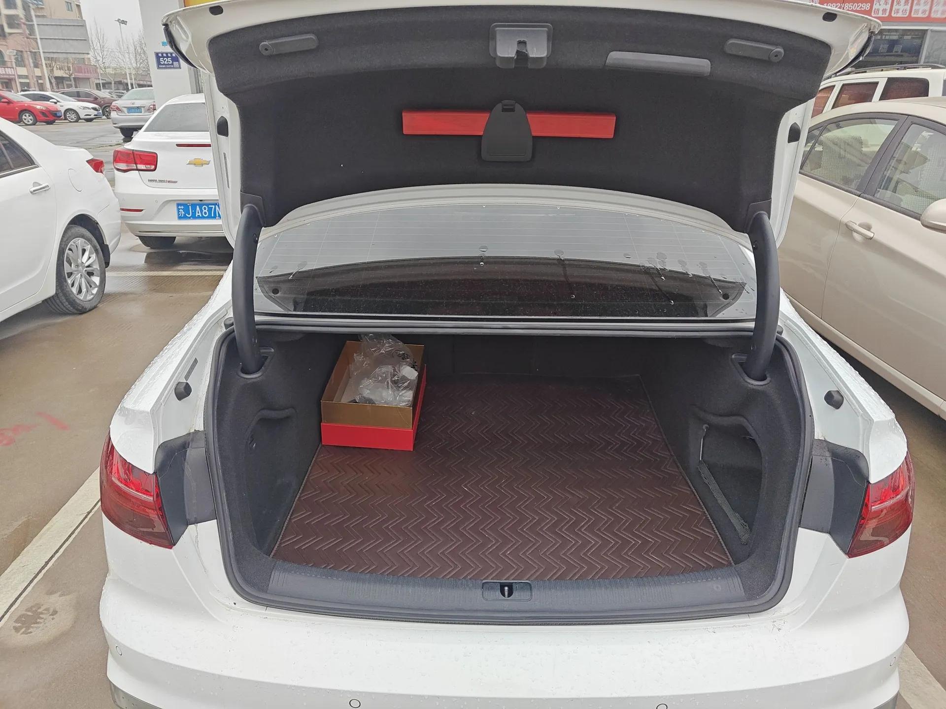 Audi A4L 2020 40 TFSI Fashion Dynamic Model — миниатюра 21