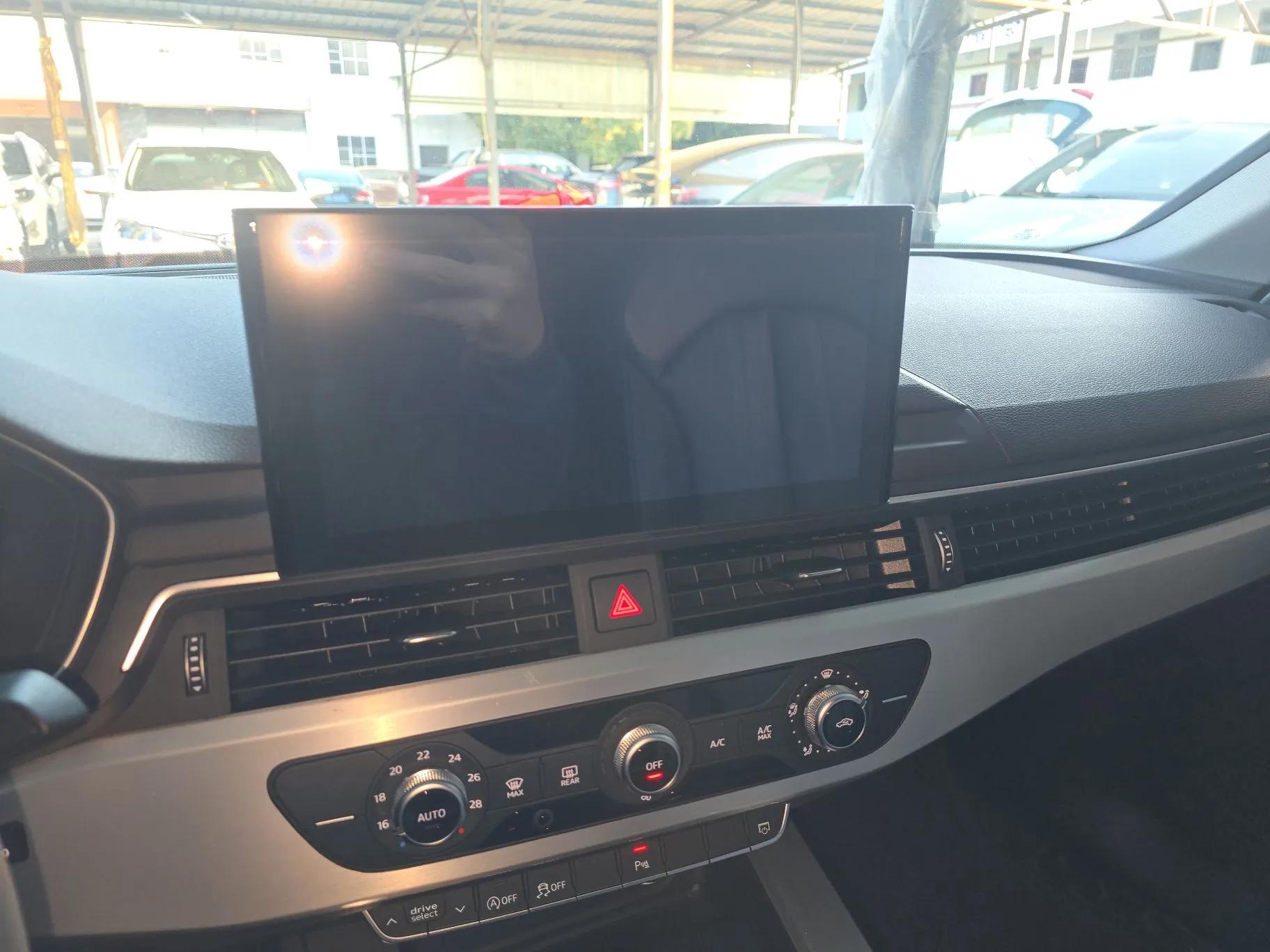 Audi A4L 2022 40 TFSI Fashion Dynamic Model — миниатюра 12