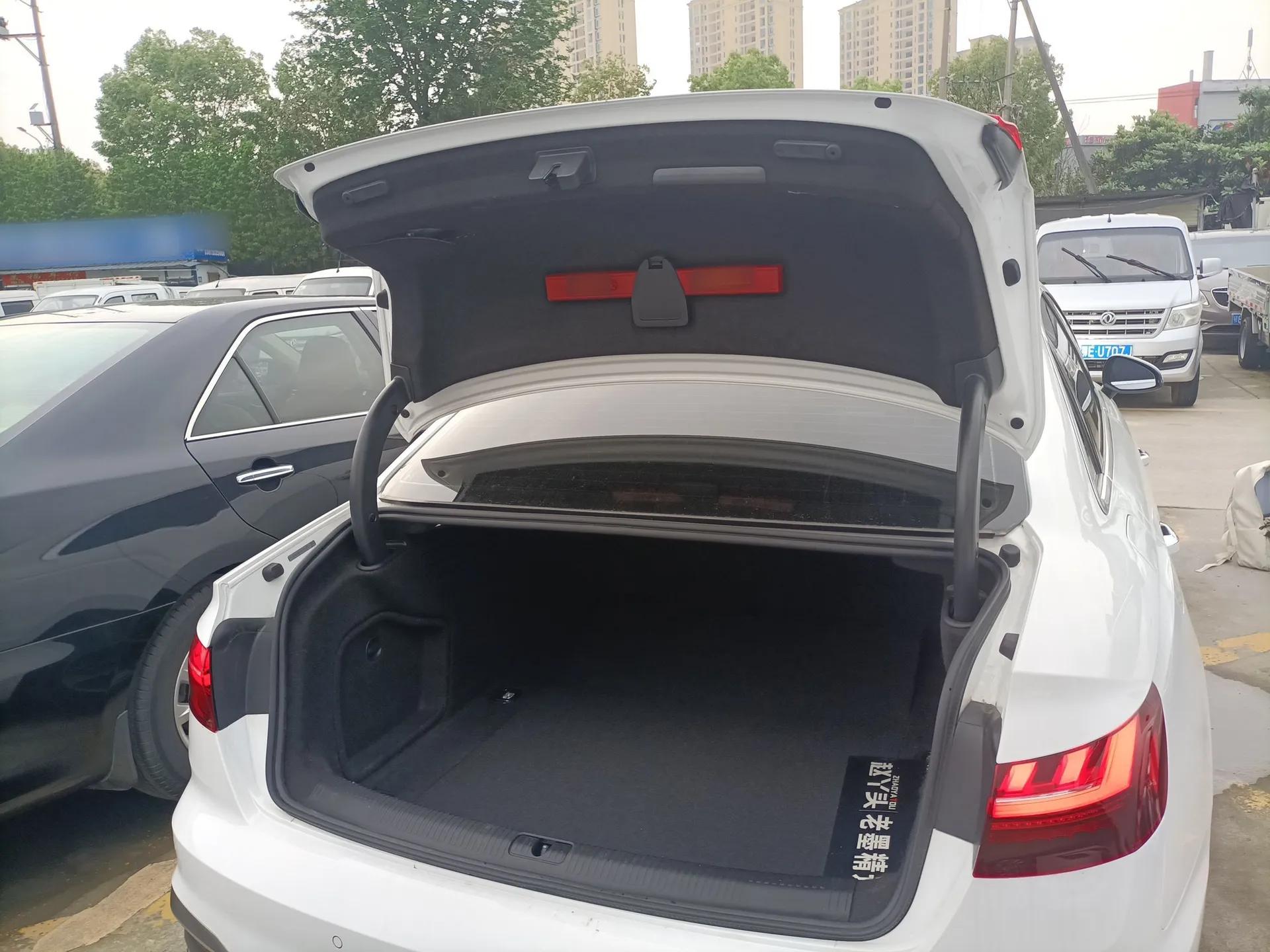 Audi A4L 2022 40 TFSI Fashion Dynamic Model — миниатюра 22
