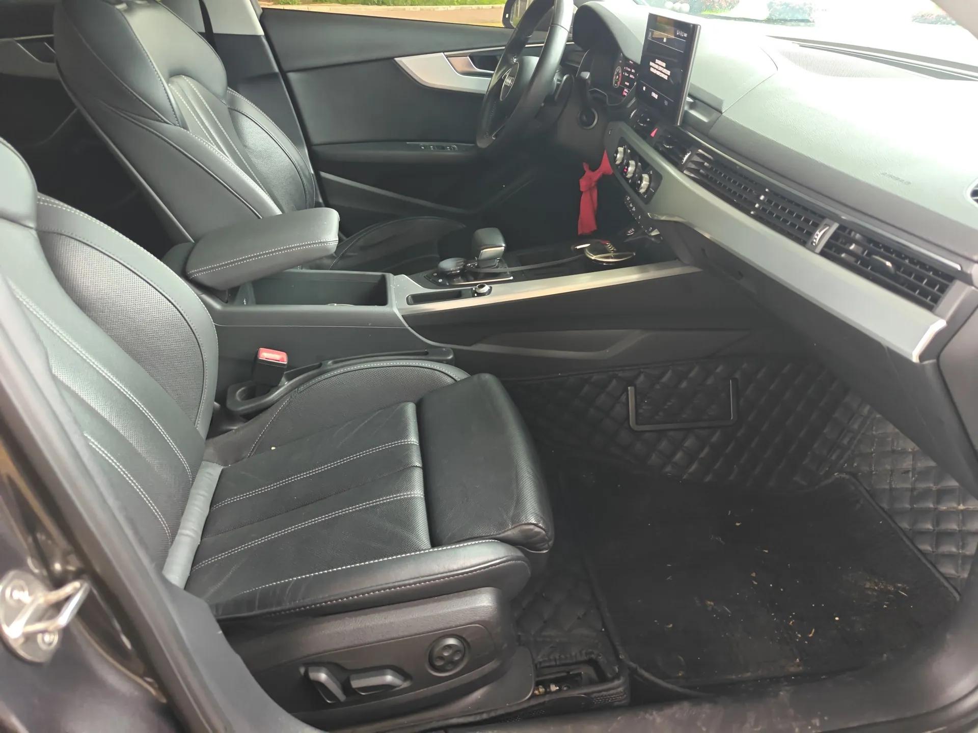 Audi A4L 2022 40 TFSI Fashion Dynamic Model — миниатюра 23