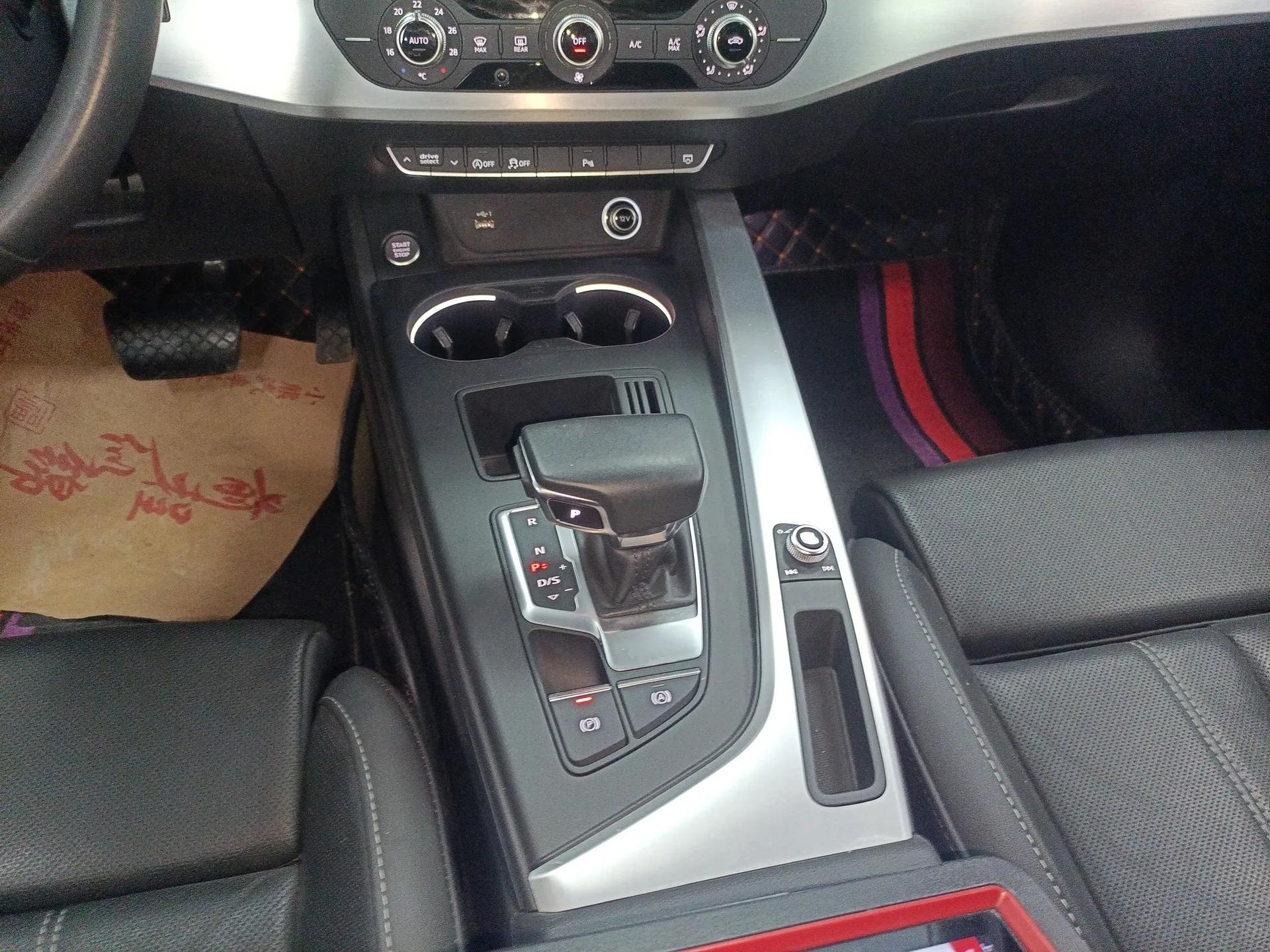 Audi A4L 2022 40 TFSI Fashion Dynamic Model — миниатюра 15