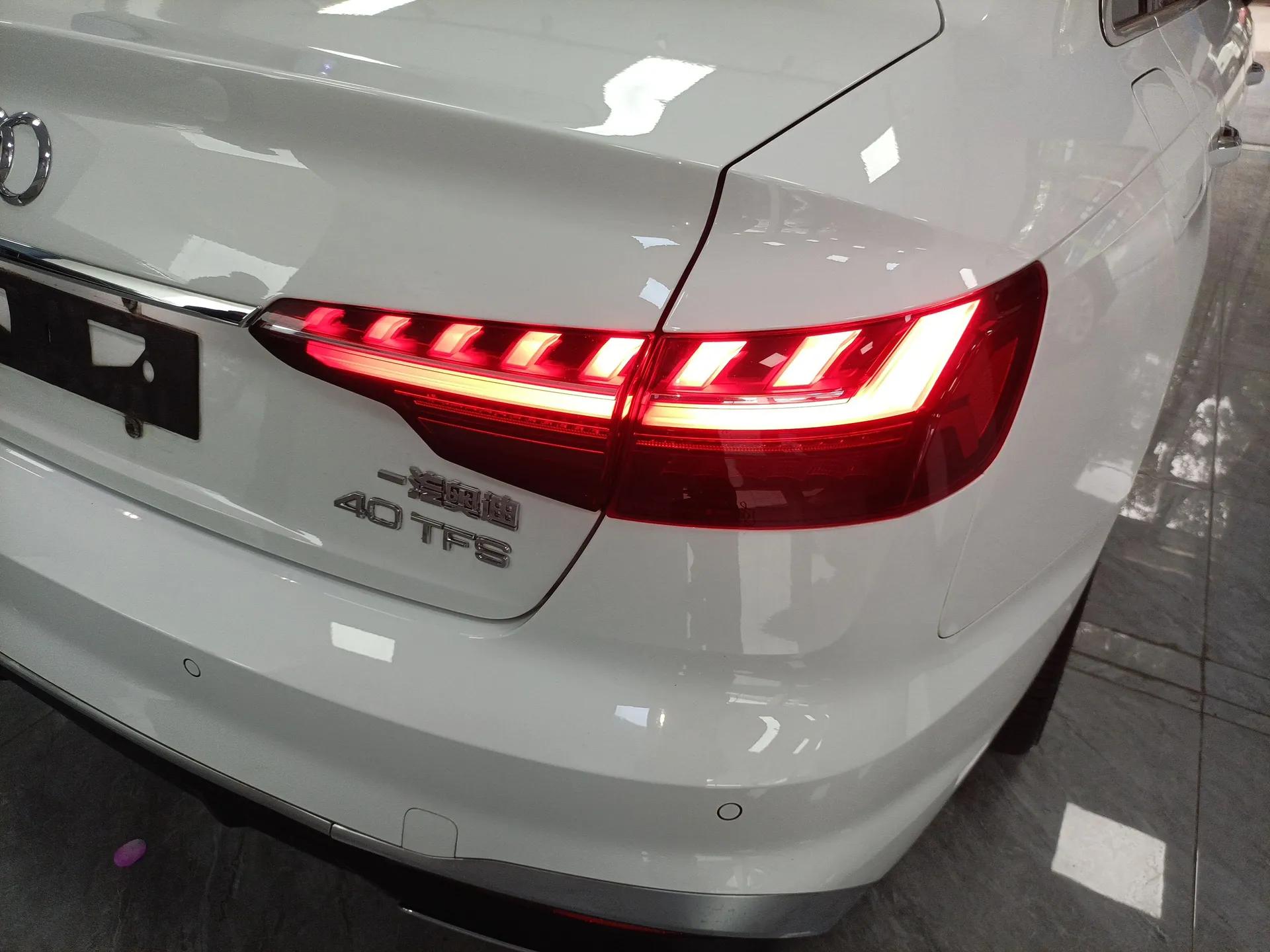 Audi A4L 2022 40 TFSI Fashion Dynamic Model — миниатюра 8