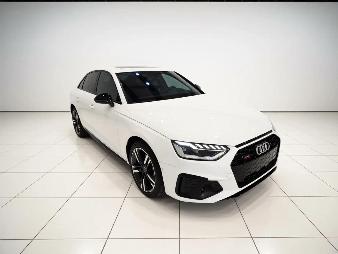 Audi A4L 2022 40 TFSI Luxury Dynamic Model — миниатюра 6
