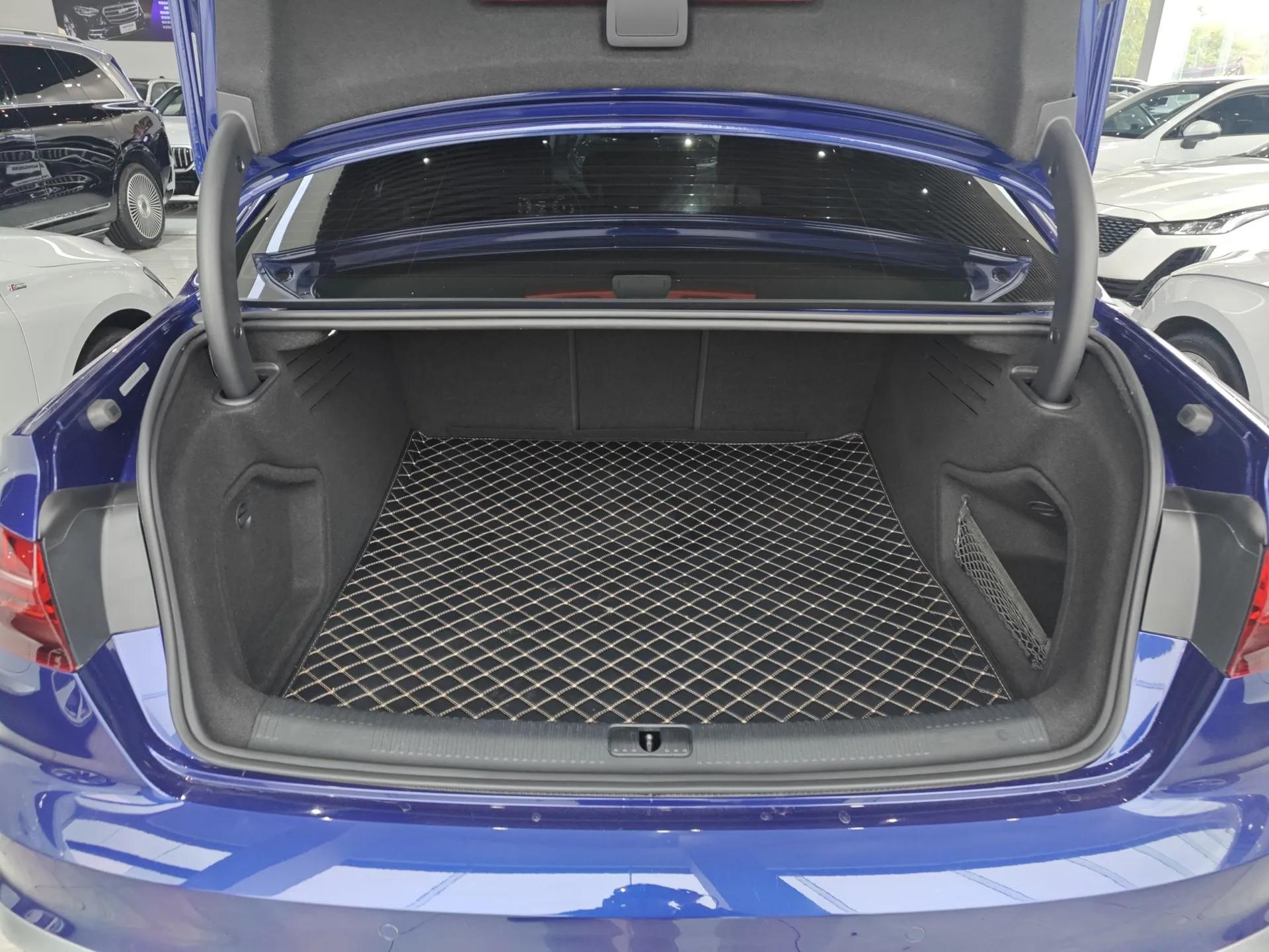 Audi A4L 2020 40 TFSI Fashion Dynamic Model — миниатюра 22