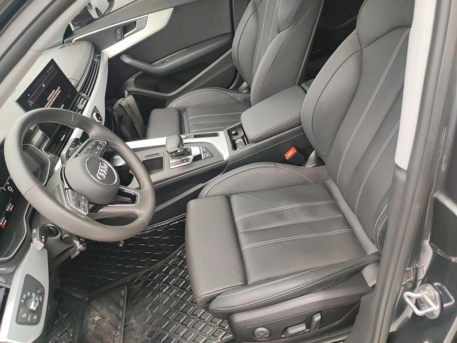 Audi A4L 2020 40 TFSI Luxury Dynamic Model — миниатюра 17