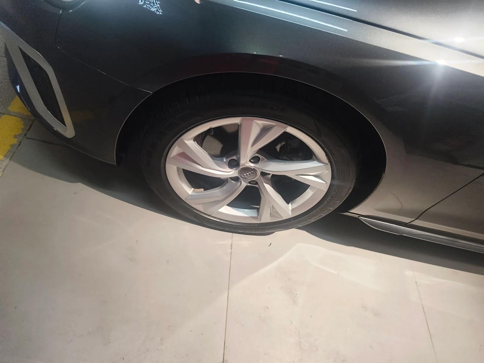Audi A4L 2020 40 TFSI Fashion Dynamic Model — миниатюра 8