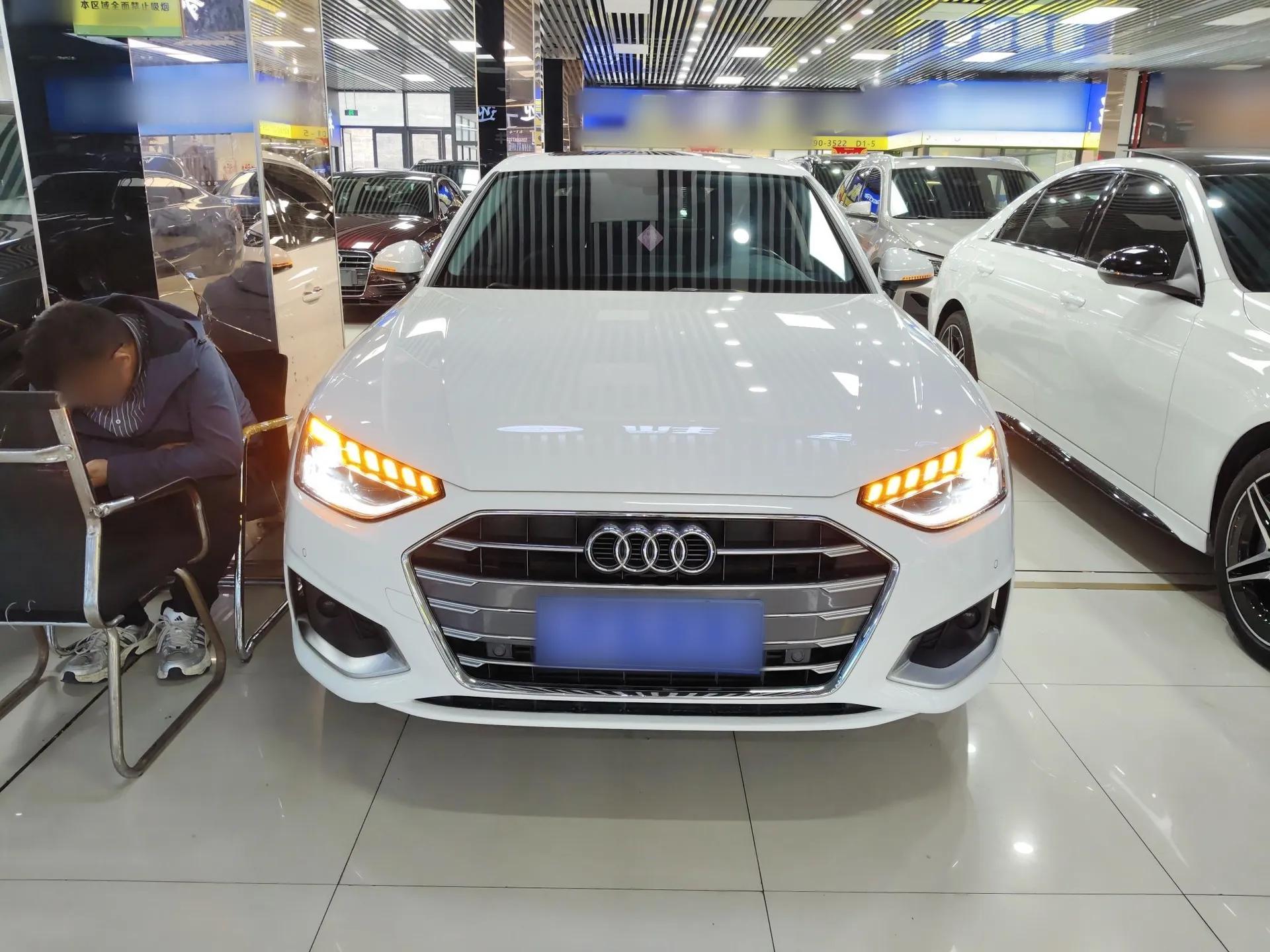 Audi A4L 2020 40 TFSI Fashionable and Elegant Model — миниатюра 2