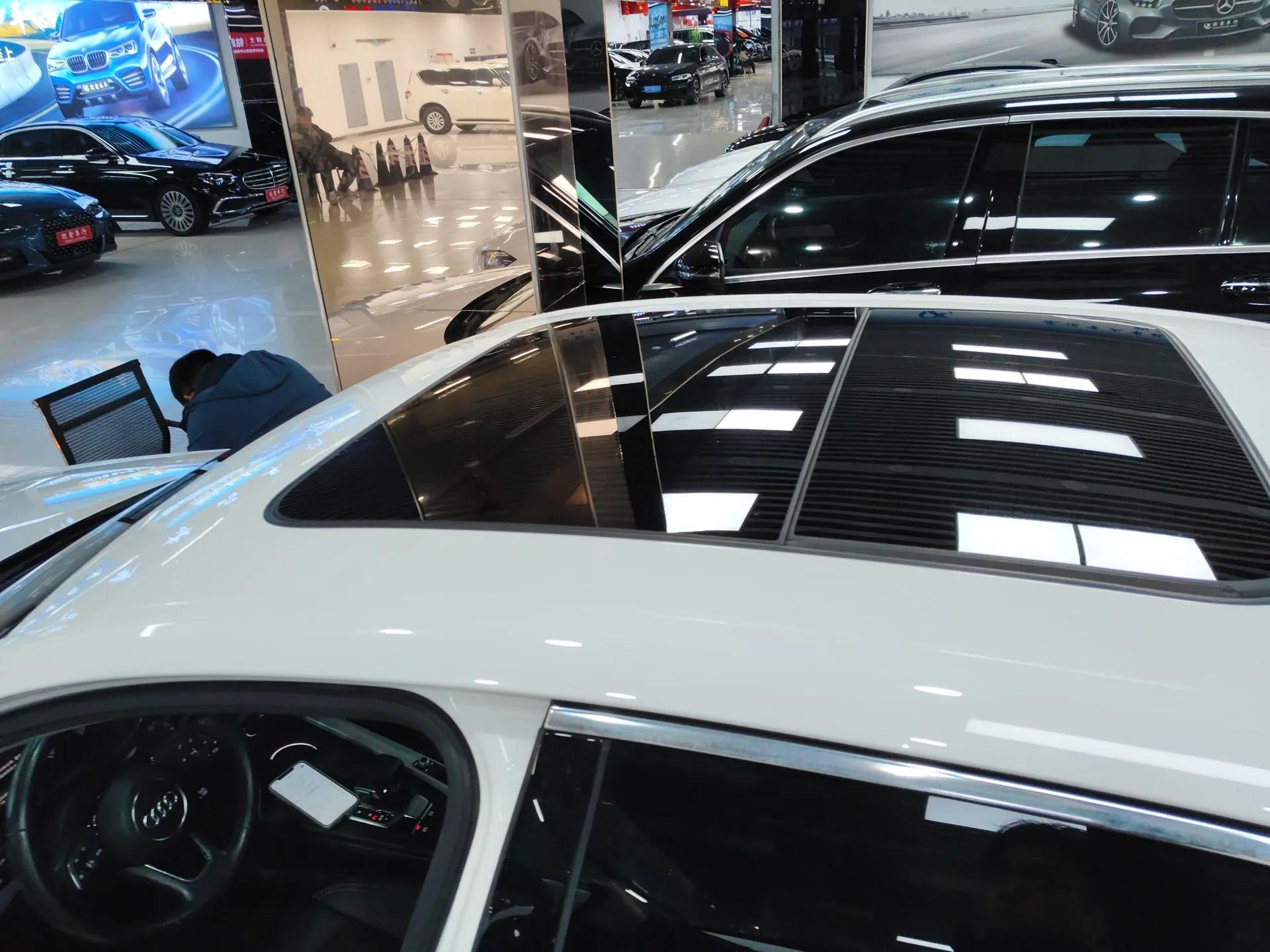 Audi A4L 2020 40 TFSI Fashionable and Elegant Model — миниатюра 11