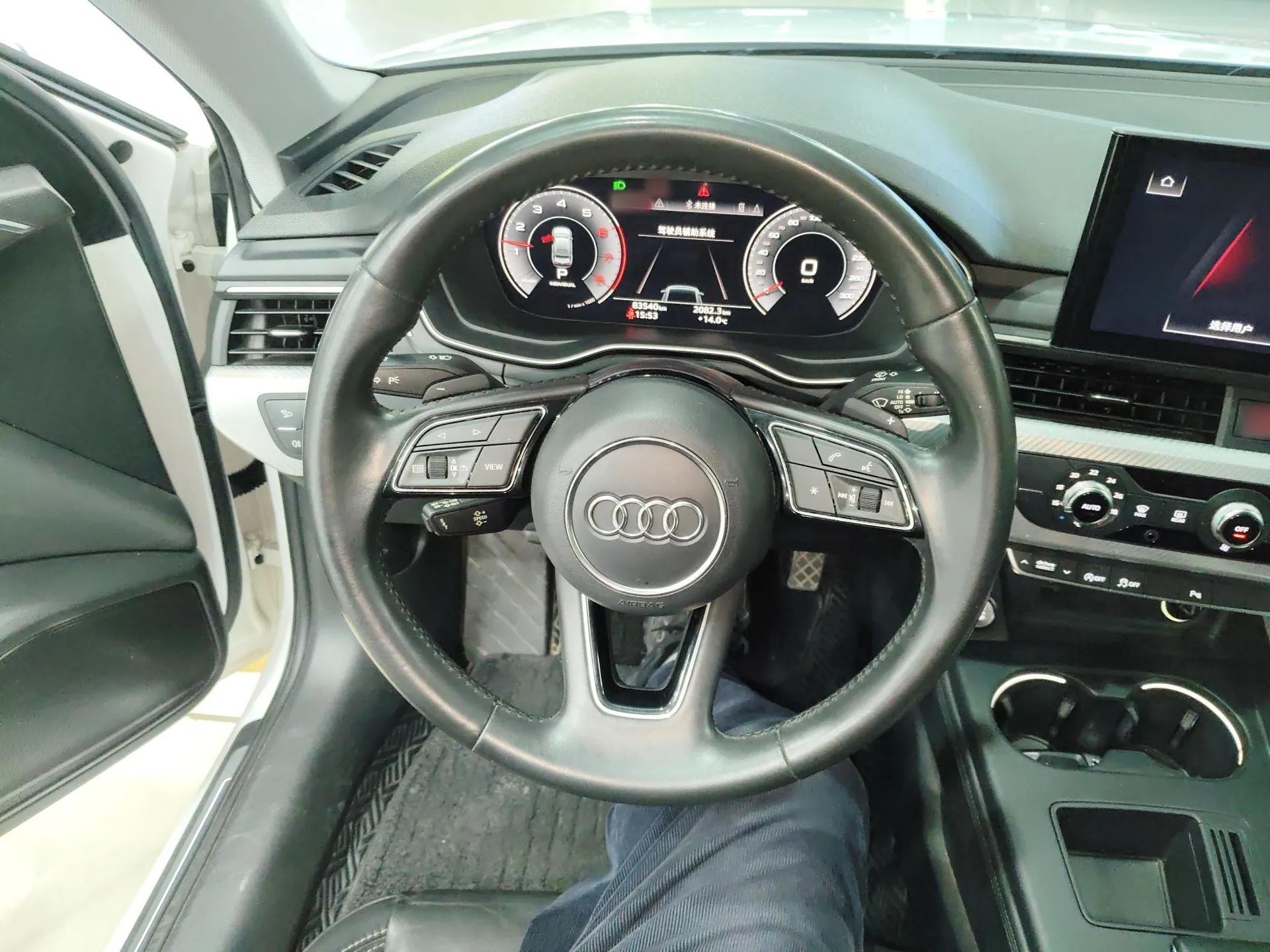 Audi A4L 2020 40 TFSI Fashionable and Elegant Model — миниатюра 14
