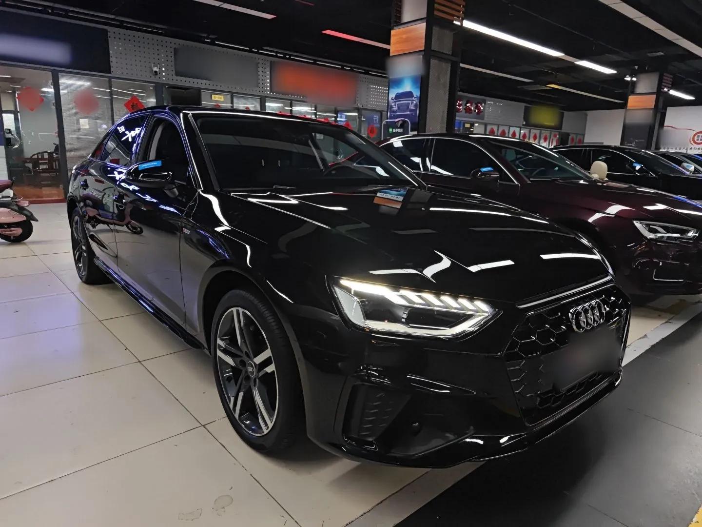 Audi A4L 2022 40 TFSI Luxury Dynamic Model — миниатюра 3