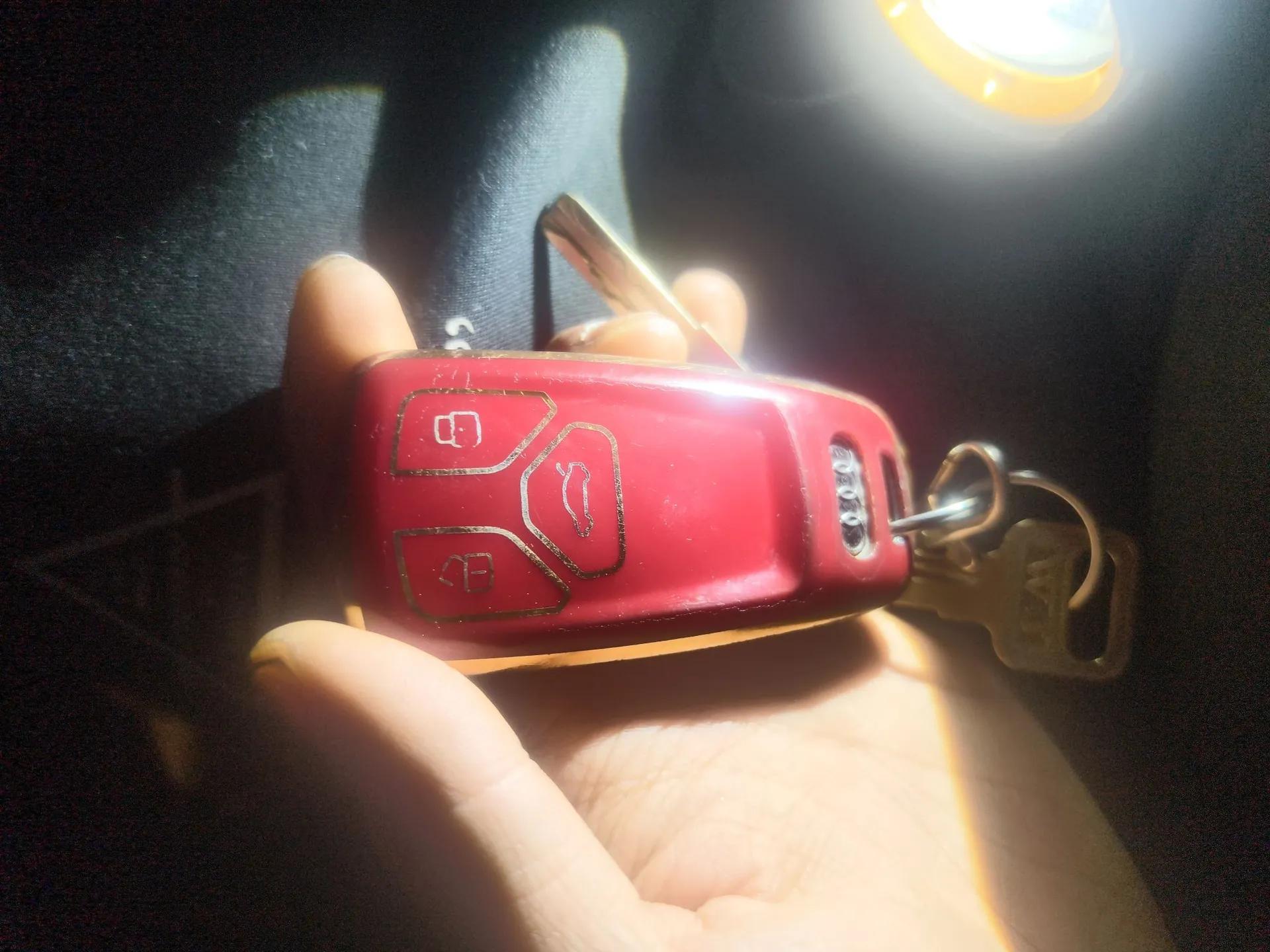 Audi A4L 2020 40 TFSI Luxury Dynamic Model — миниатюра 17