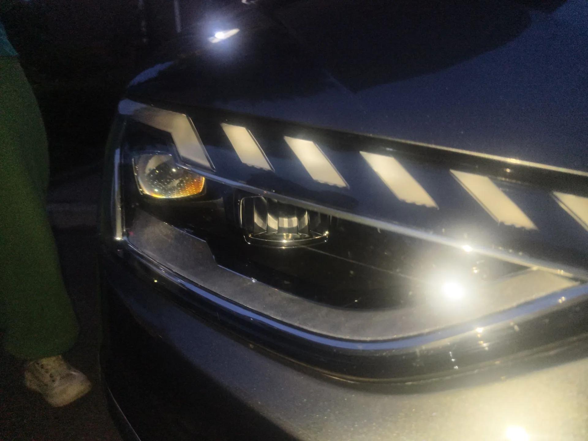 Audi A4L 2020 40 TFSI Luxury Dynamic Model — миниатюра 7