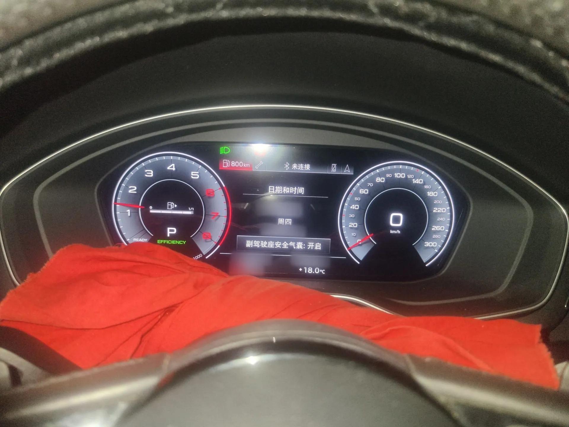 Audi A4L 2020 40 TFSI Luxury Dynamic Model — миниатюра 10