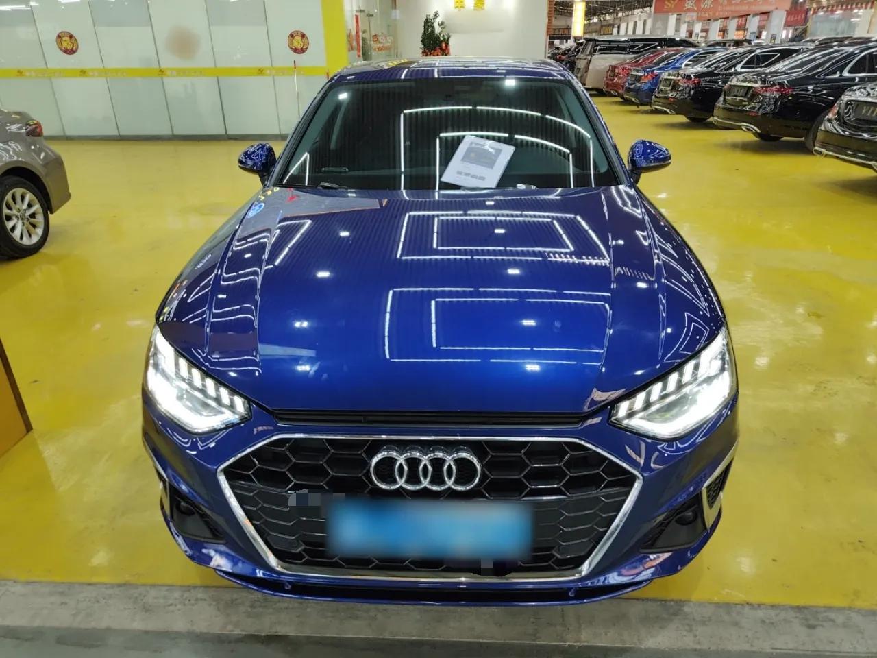 Audi A4L 2022 40 TFSI Luxury Dynamic Model — миниатюра 2