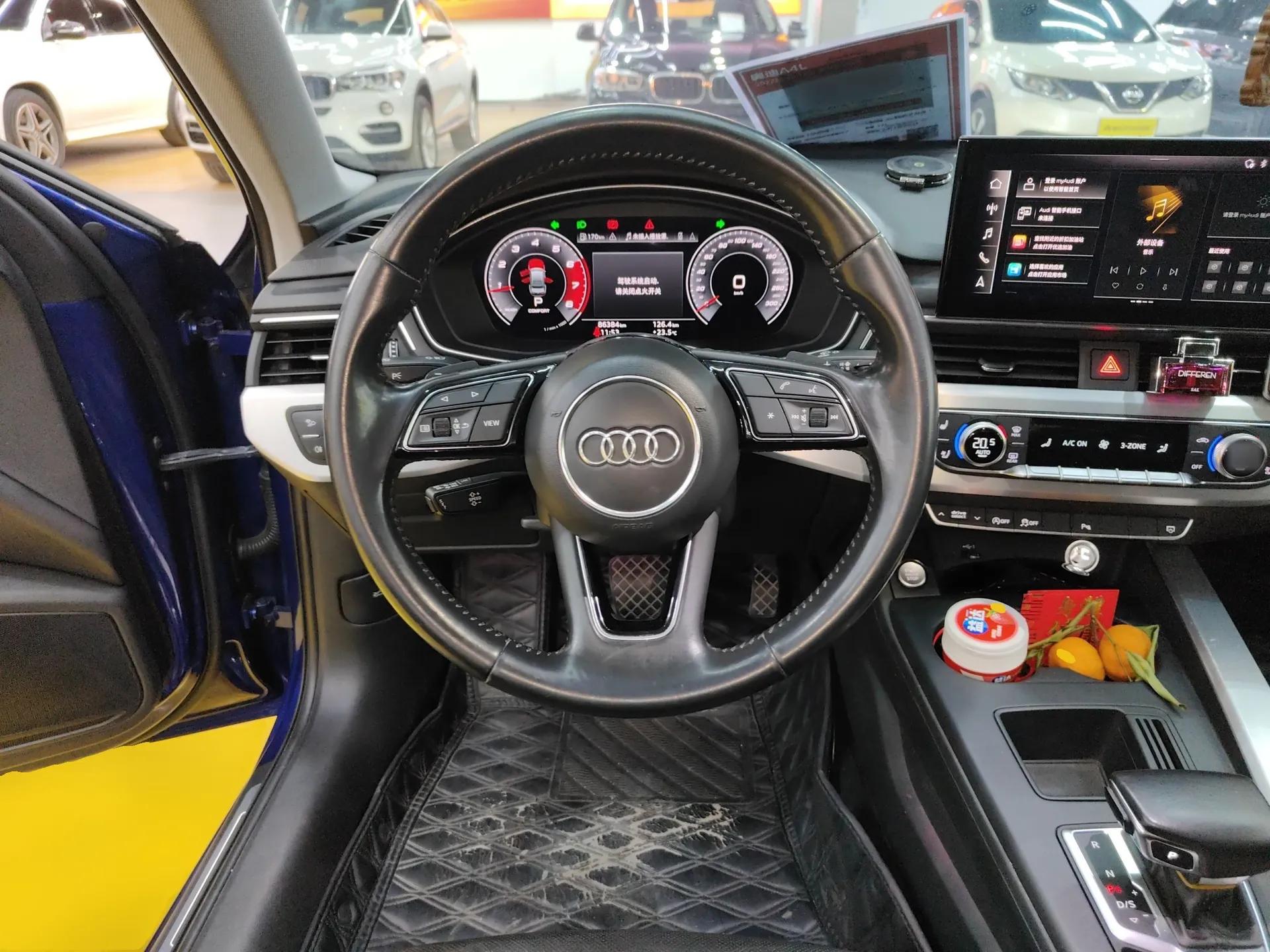 Audi A4L 2022 40 TFSI Luxury Dynamic Model — миниатюра 13