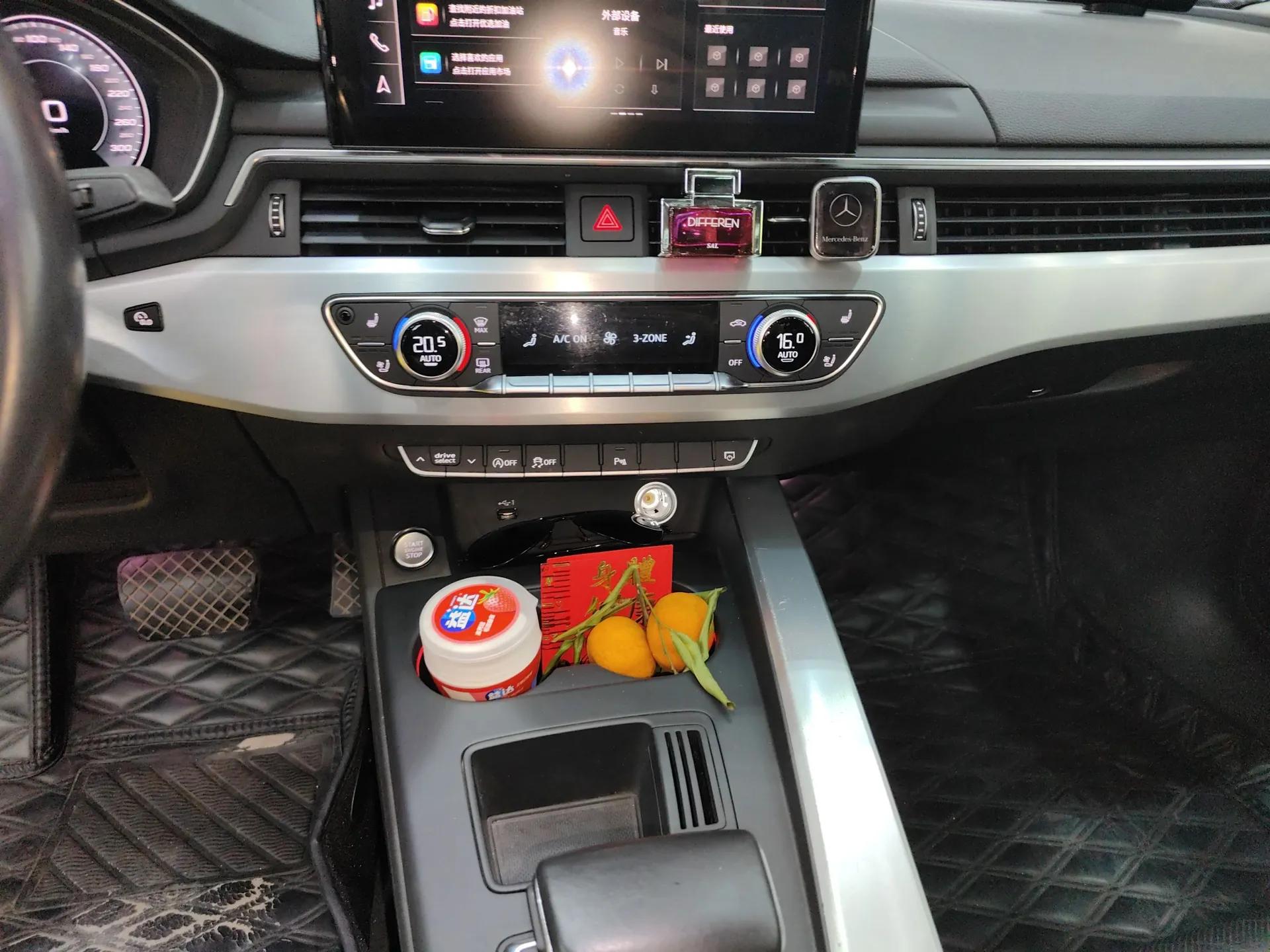 Audi A4L 2022 40 TFSI Luxury Dynamic Model — миниатюра 15