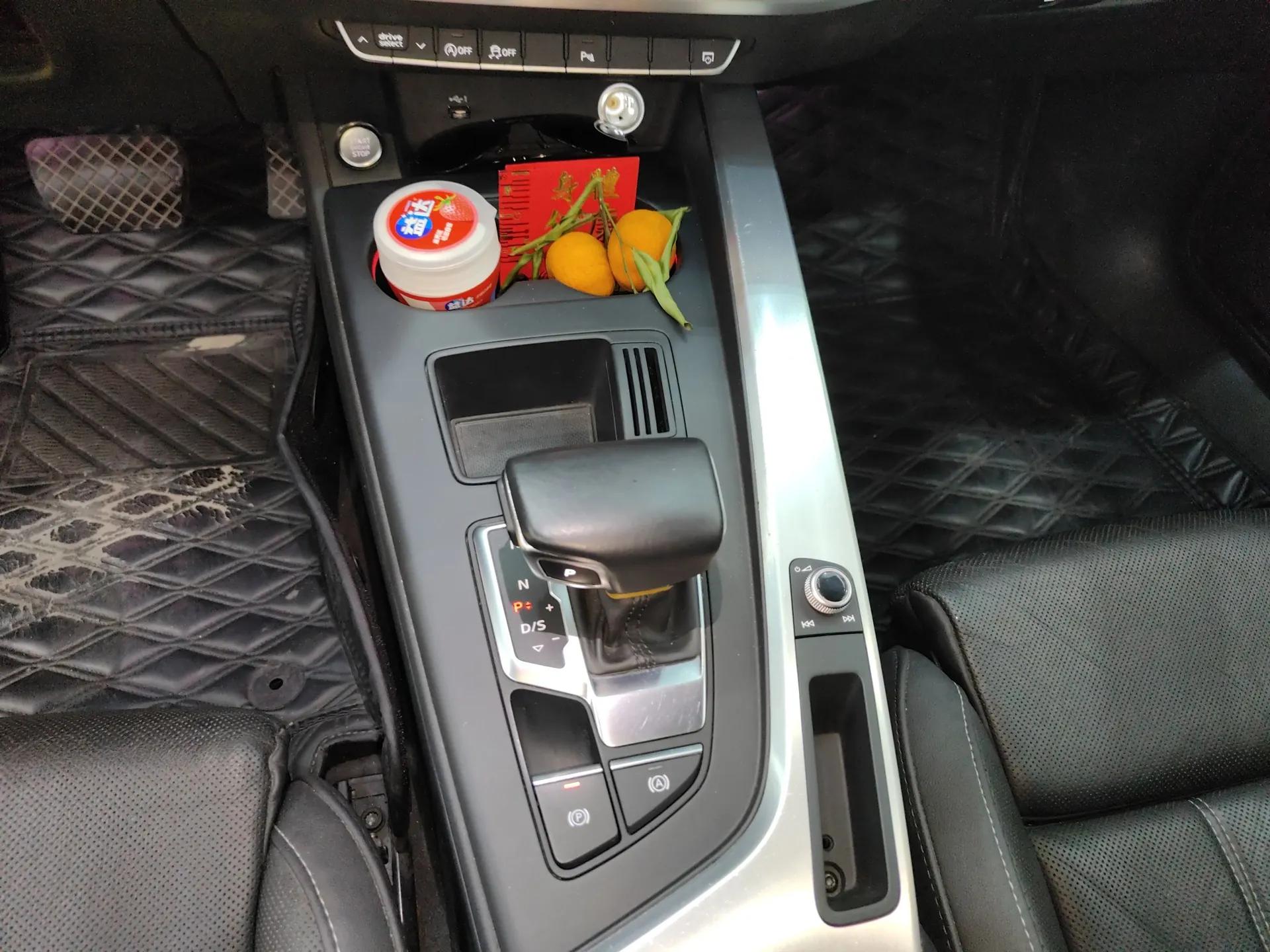 Audi A4L 2022 40 TFSI Luxury Dynamic Model — миниатюра 16