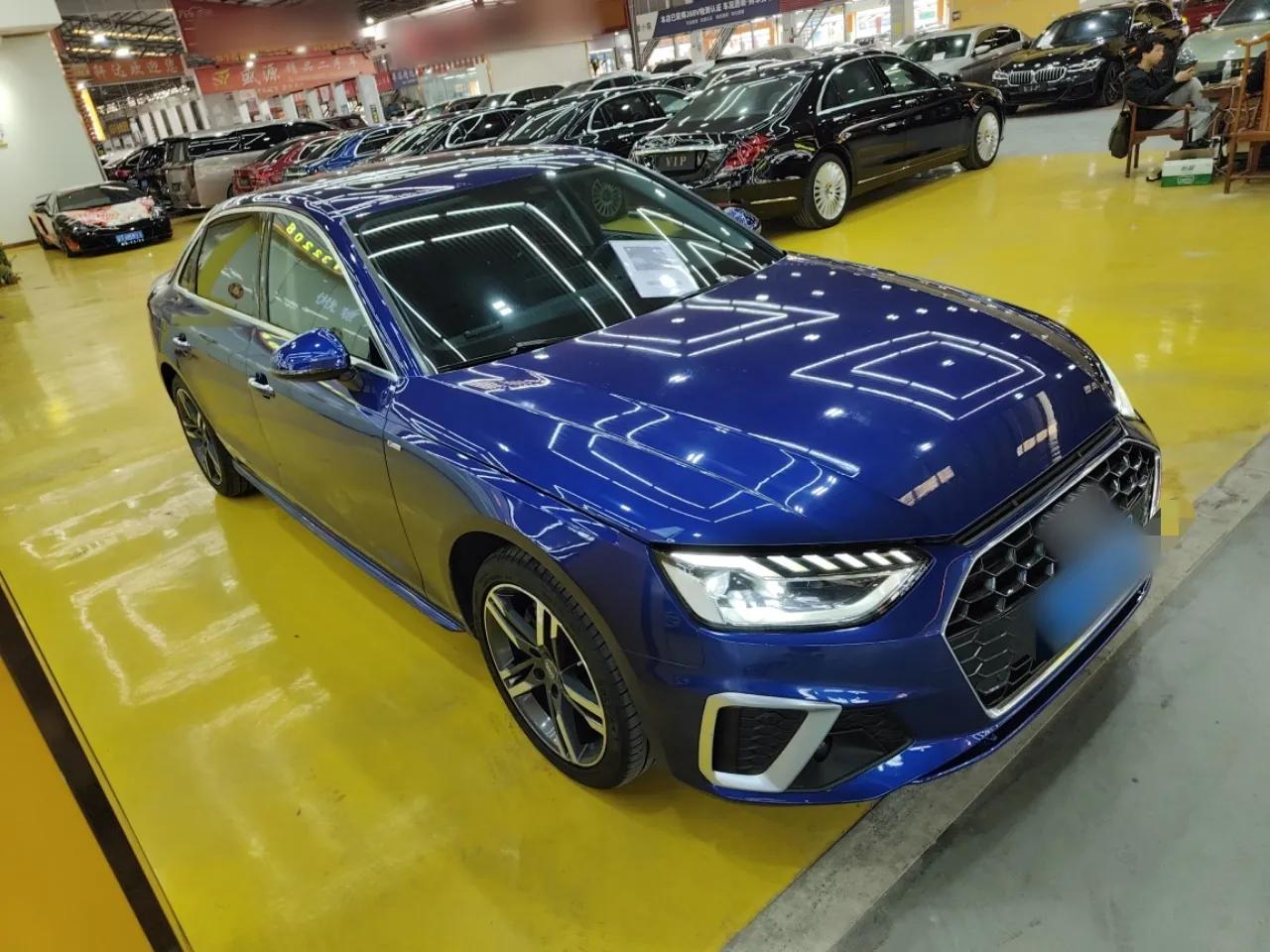 Audi A4L 2022 40 TFSI Luxury Dynamic Model — миниатюра 6