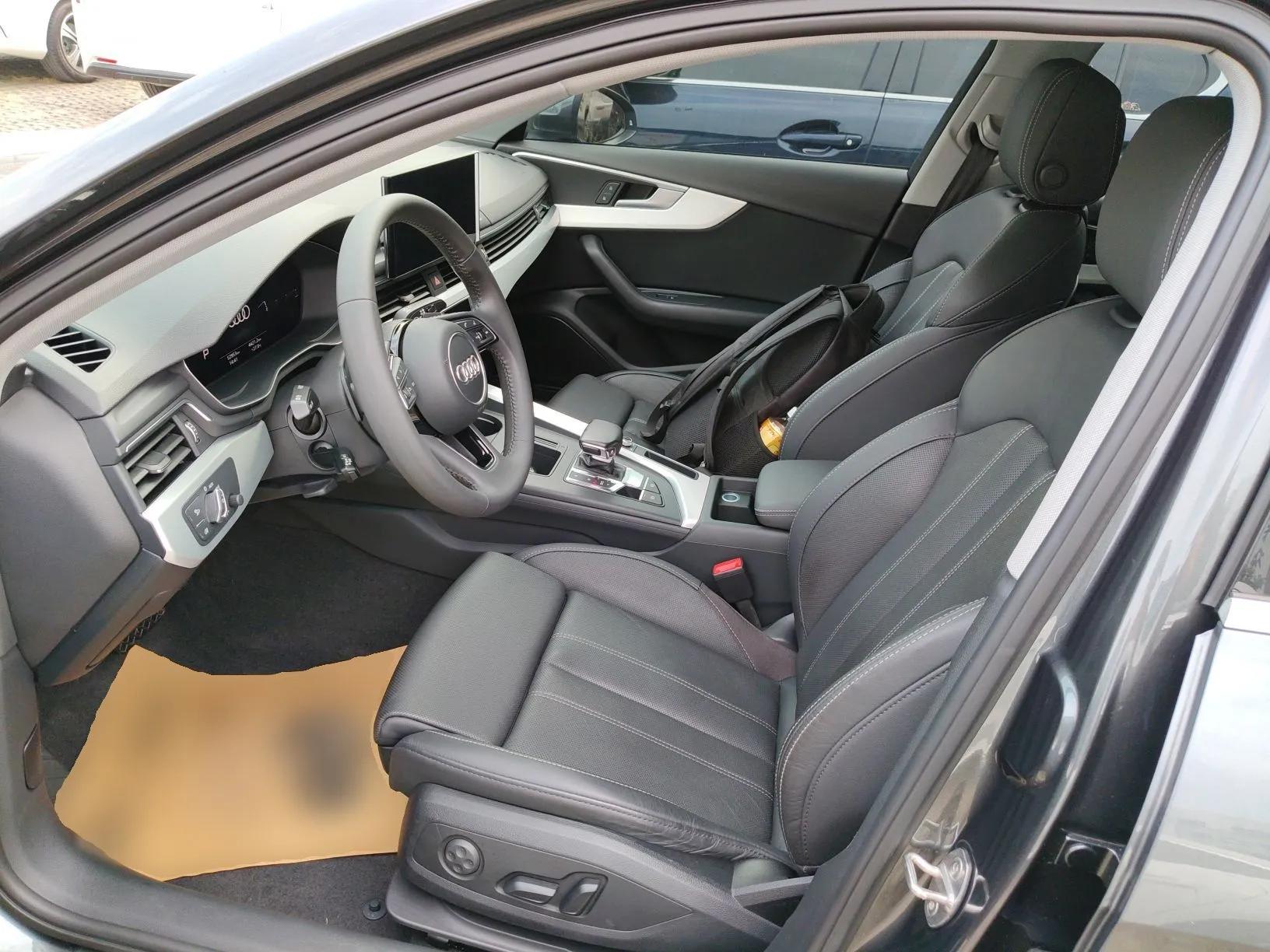 Audi A4L 2020 40 TFSI Luxury Dynamic Model — миниатюра 15