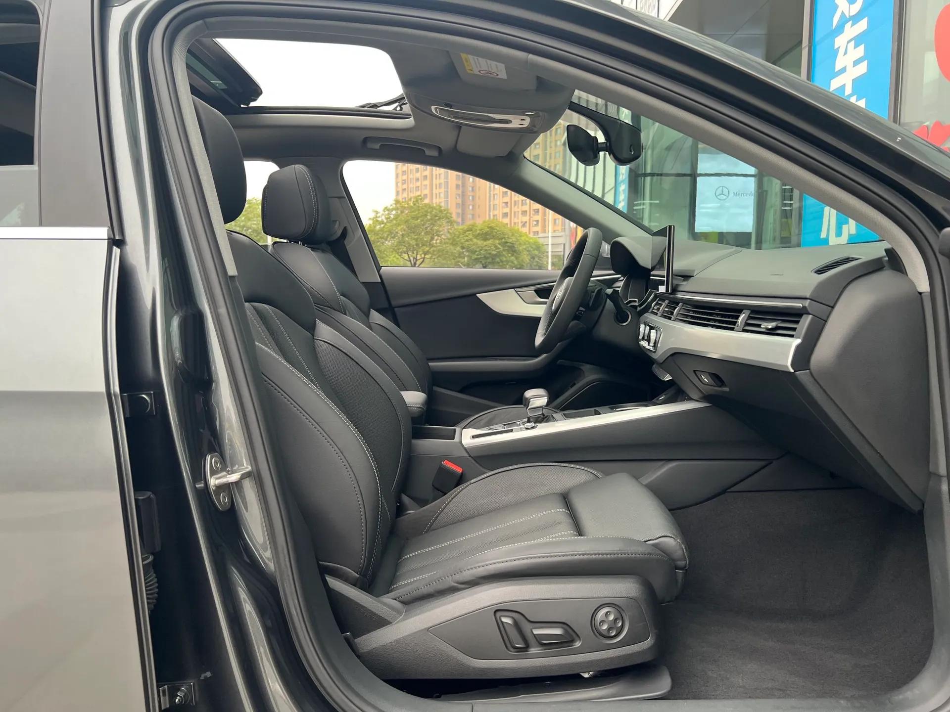 Audi A4L 2020 40 TFSI Luxury Dynamic Model — миниатюра 24