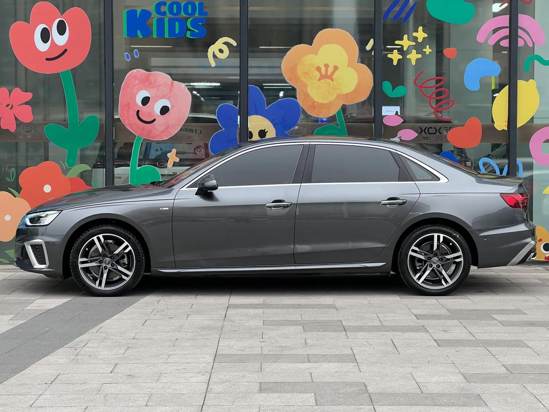 Audi A4L 2020 40 TFSI Luxury Dynamic Model — миниатюра 7