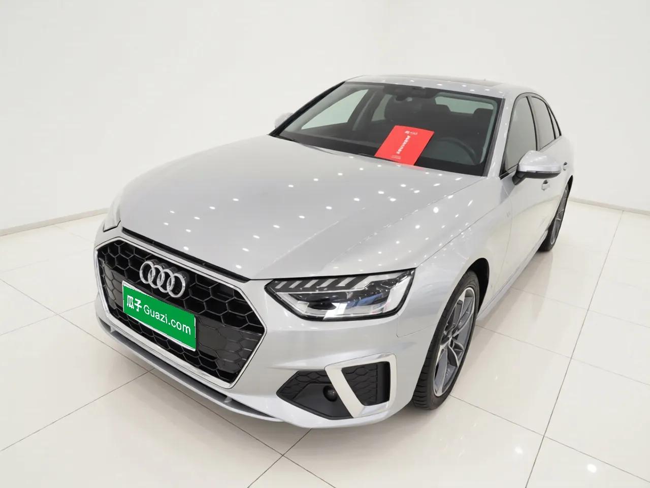 Audi A4L 2022 40 TFSI Fashion Dynamic Model — миниатюра 1