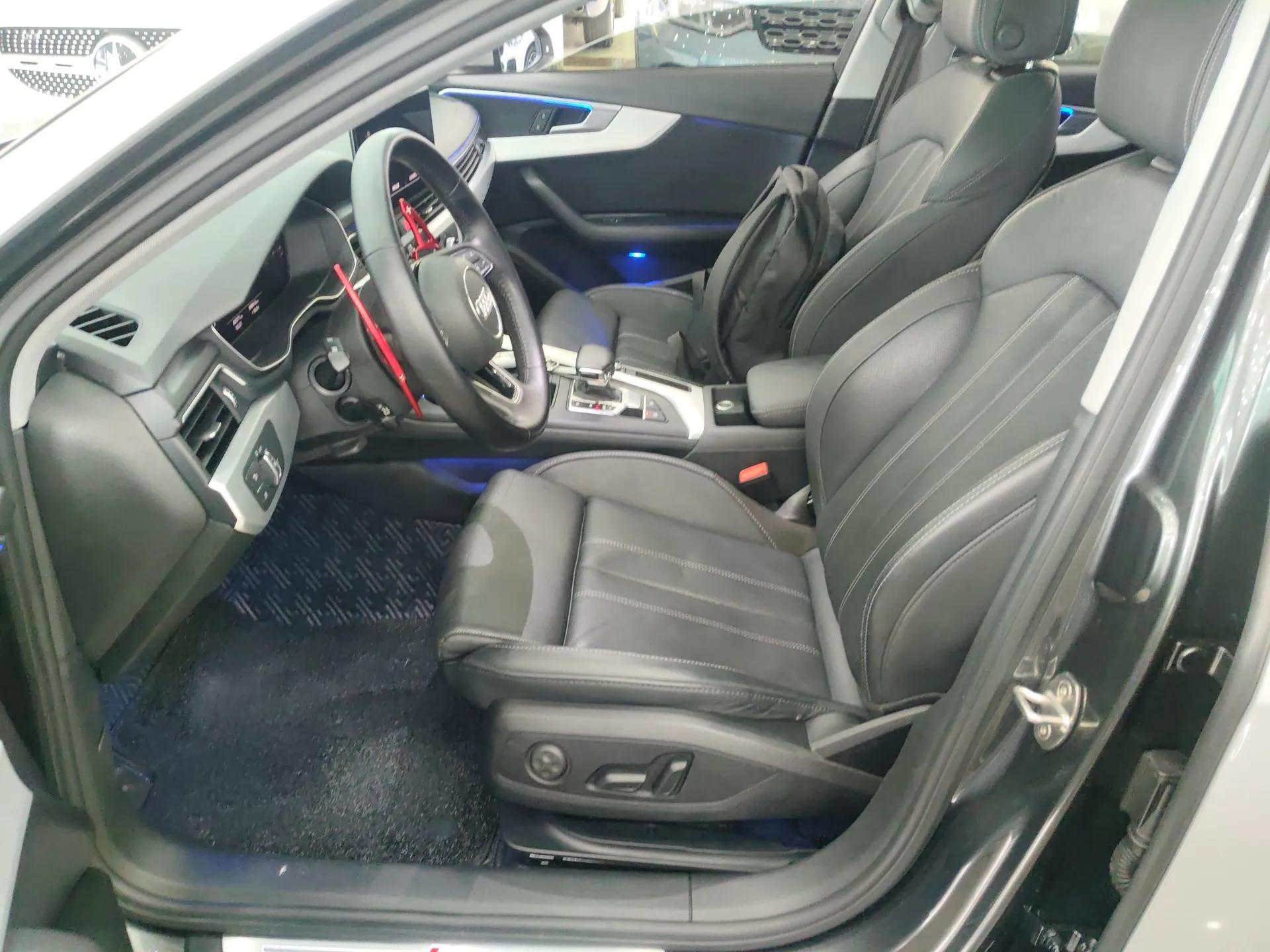Audi A4L 2022 40 TFSI Fashion Dynamic Model — миниатюра 17