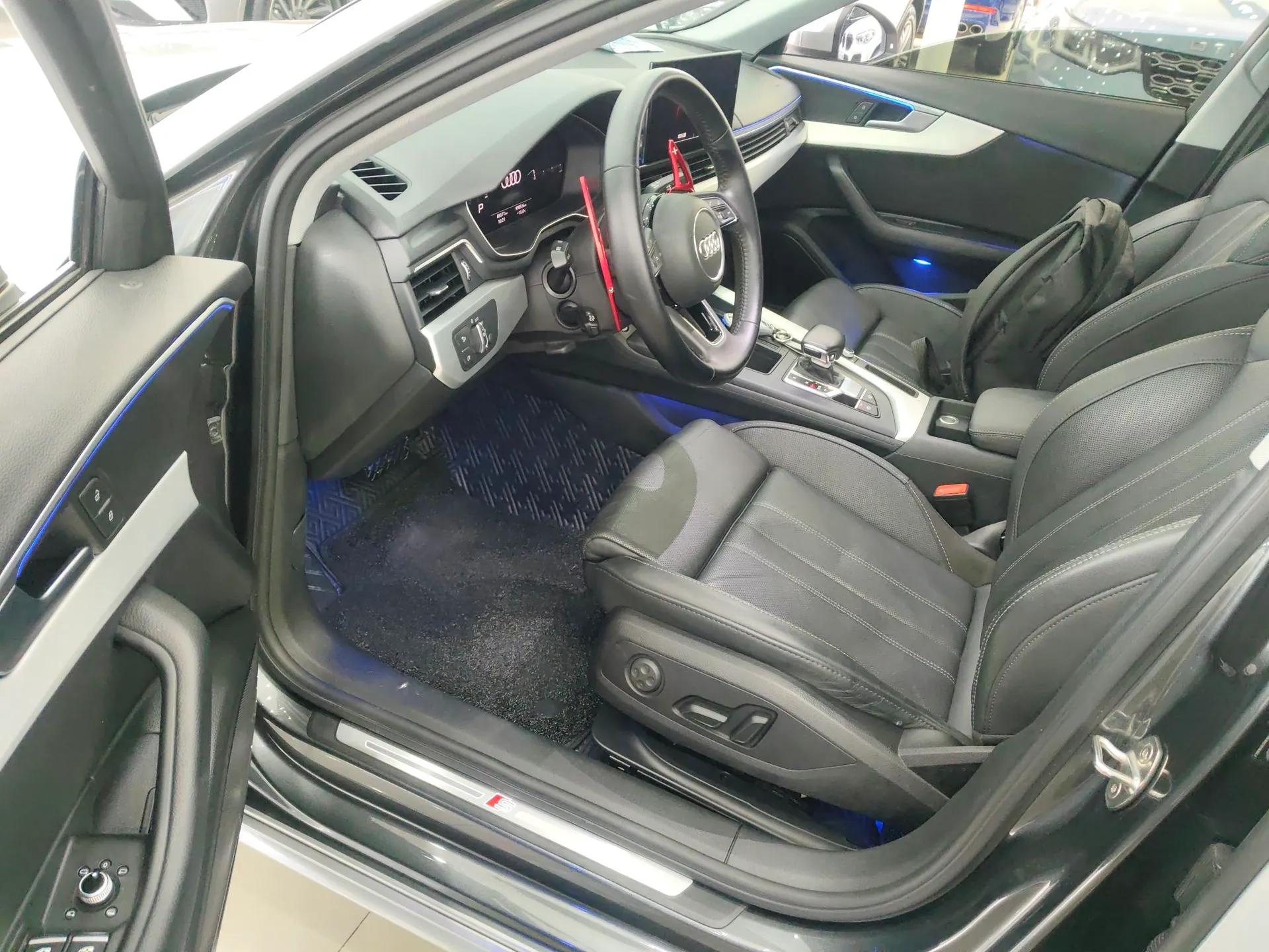 Audi A4L 2022 40 TFSI Fashion Dynamic Model — миниатюра 18