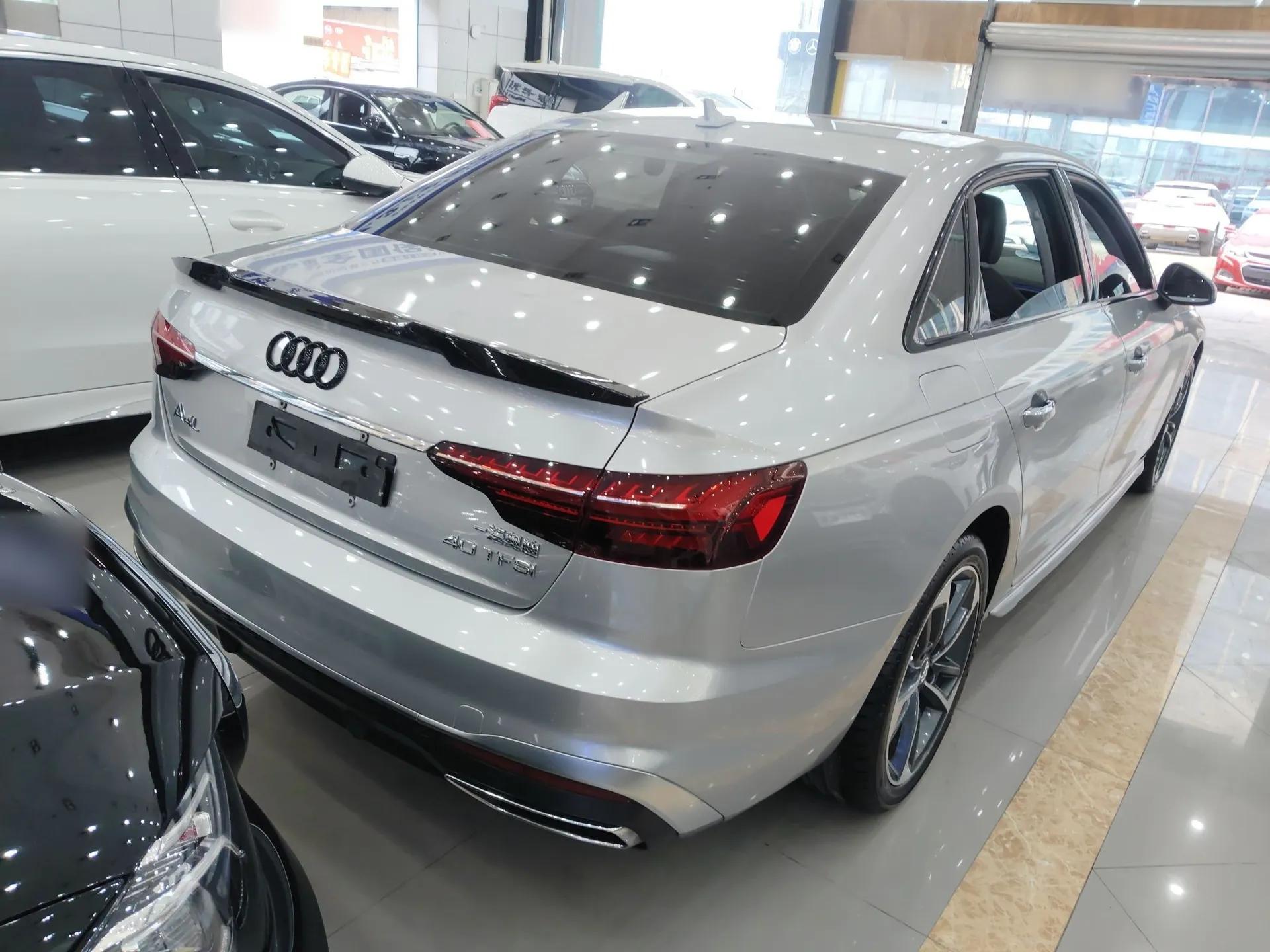 Audi A4L 2022 40 TFSI Fashion Dynamic Model — миниатюра 4