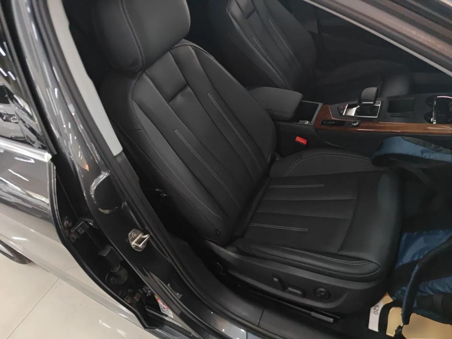 Audi A4L 2020 40 TFSI Luxury Prestige Edition — миниатюра 23