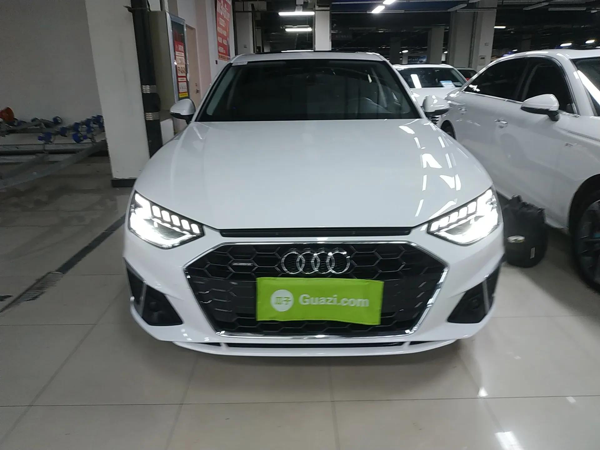 Audi A4L 2020 40 TFSI quattro Luxury Dynamic Model — миниатюра 2