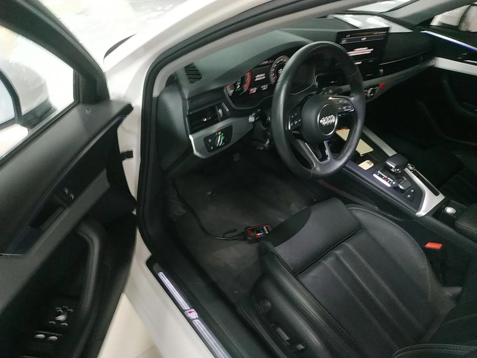 Audi A4L 2020 40 TFSI quattro Luxury Dynamic Model — миниатюра 19