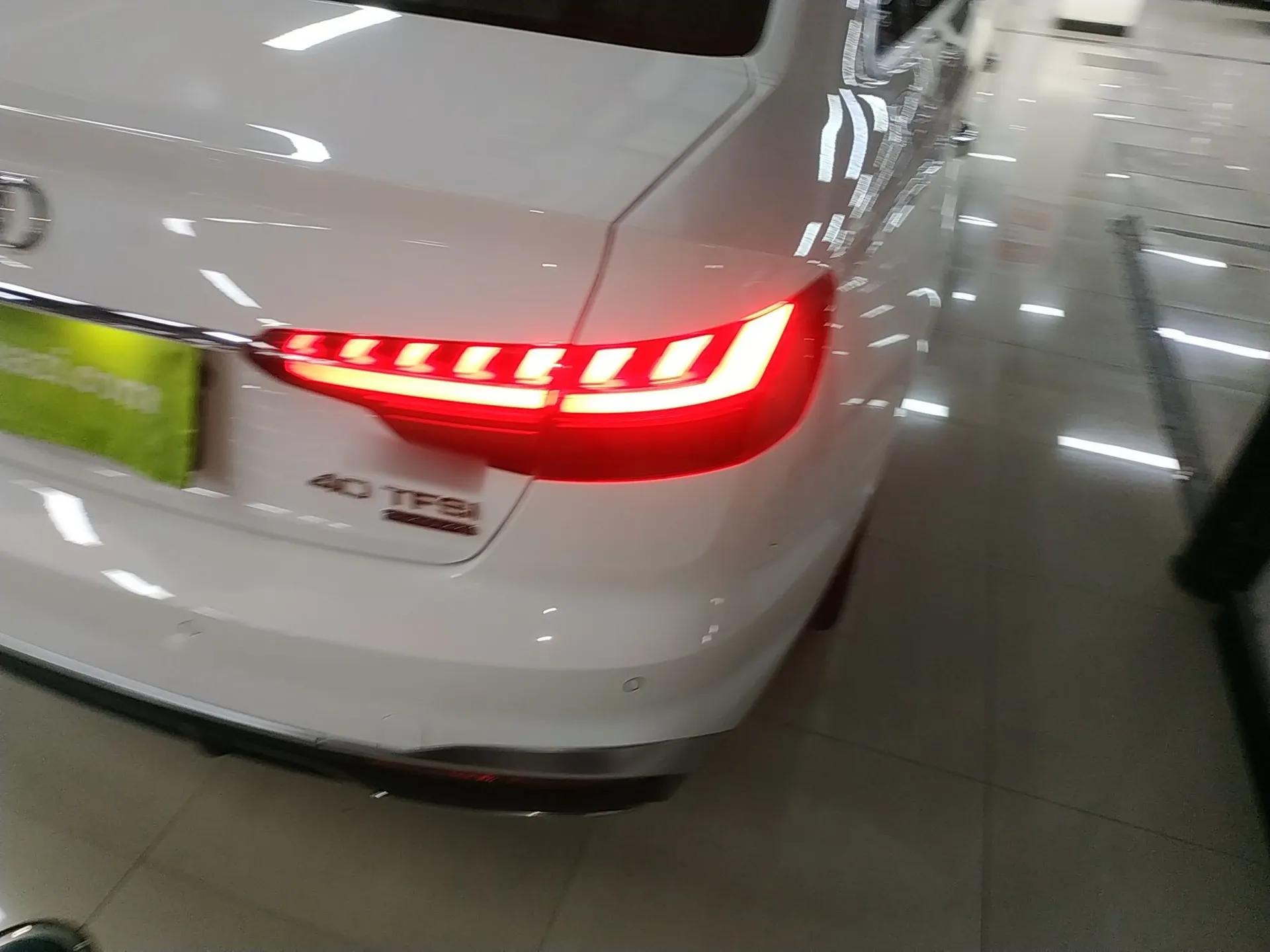 Audi A4L 2020 40 TFSI quattro Luxury Dynamic Model — миниатюра 7