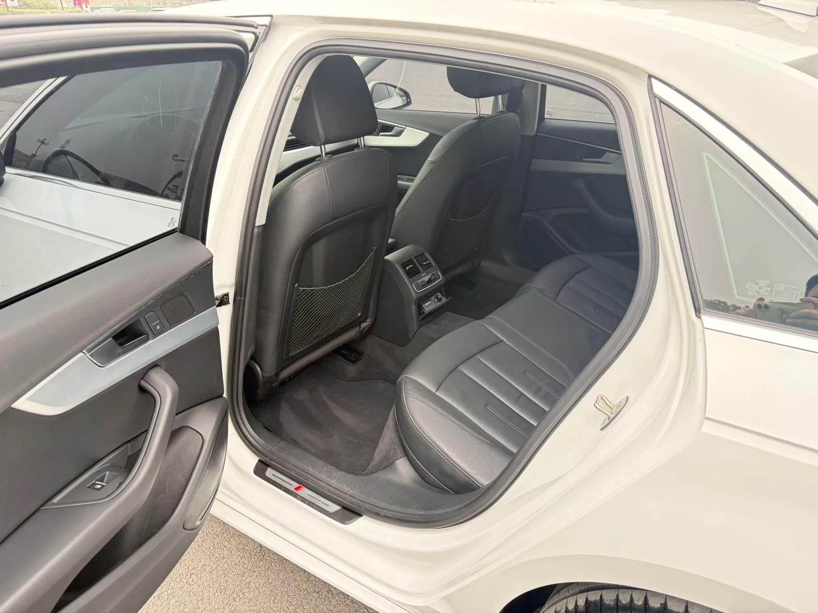 Audi A4L 2019 40 TFSI Fashion Edition China VI Emission Standard — миниатюра 18